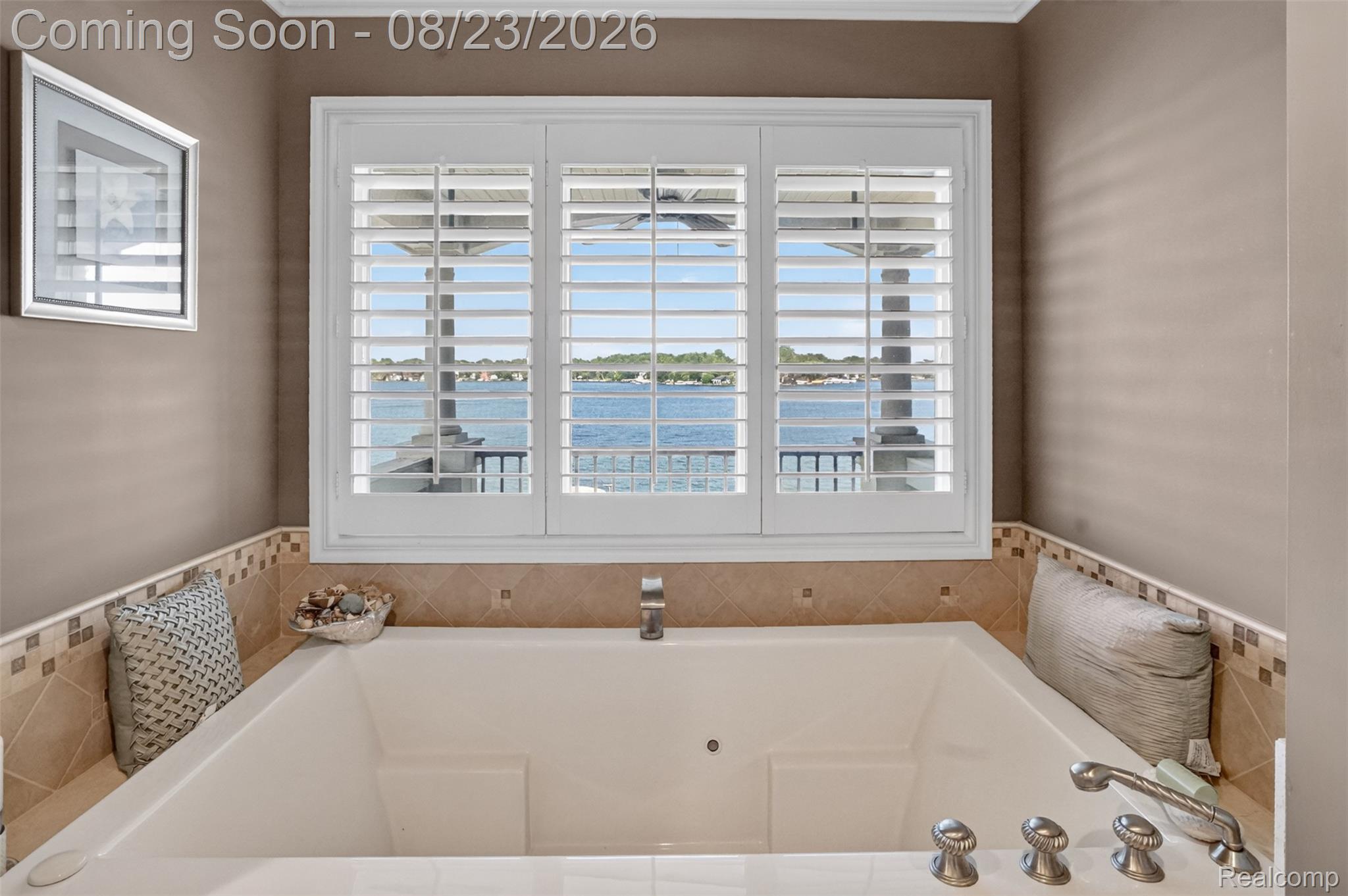 13193 Lake Shore Drive