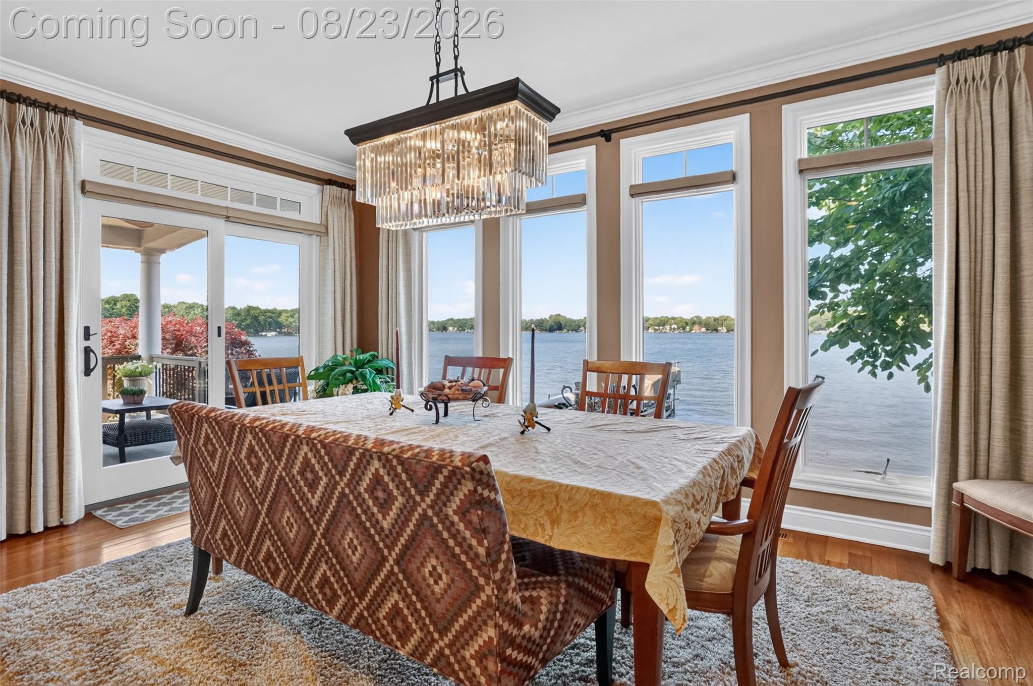 13193 Lake Shore Drive