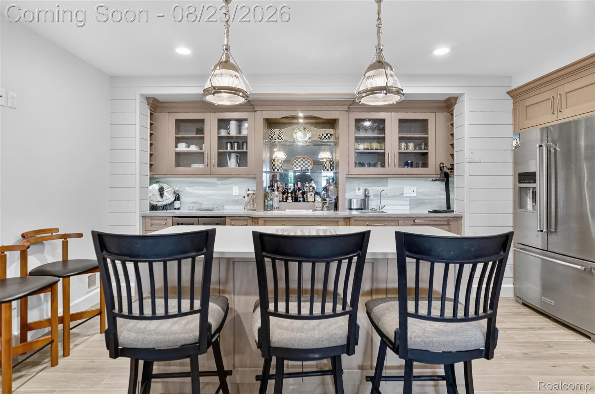 13193 Lake Shore Drive