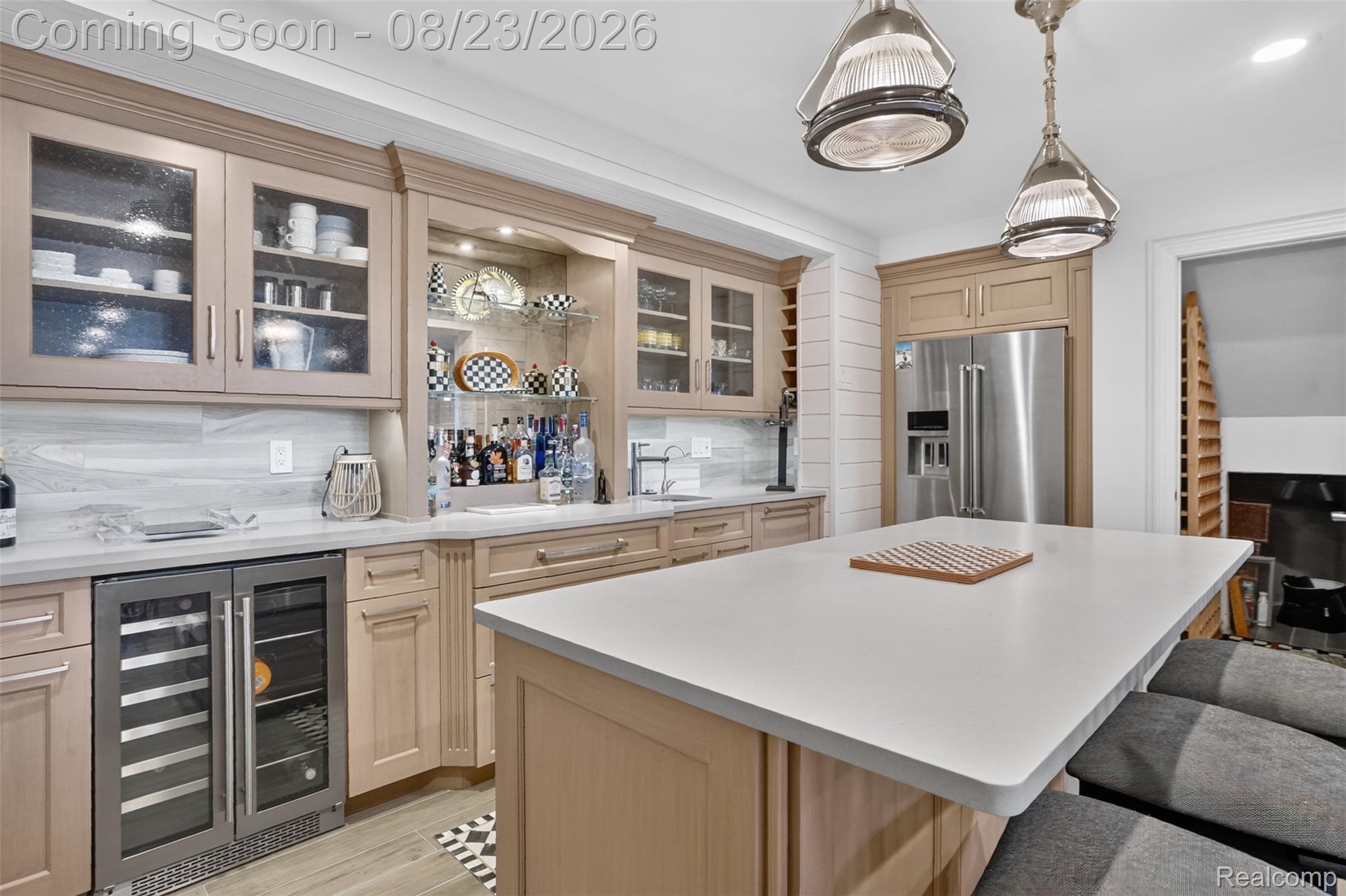 13193 Lake Shore Drive