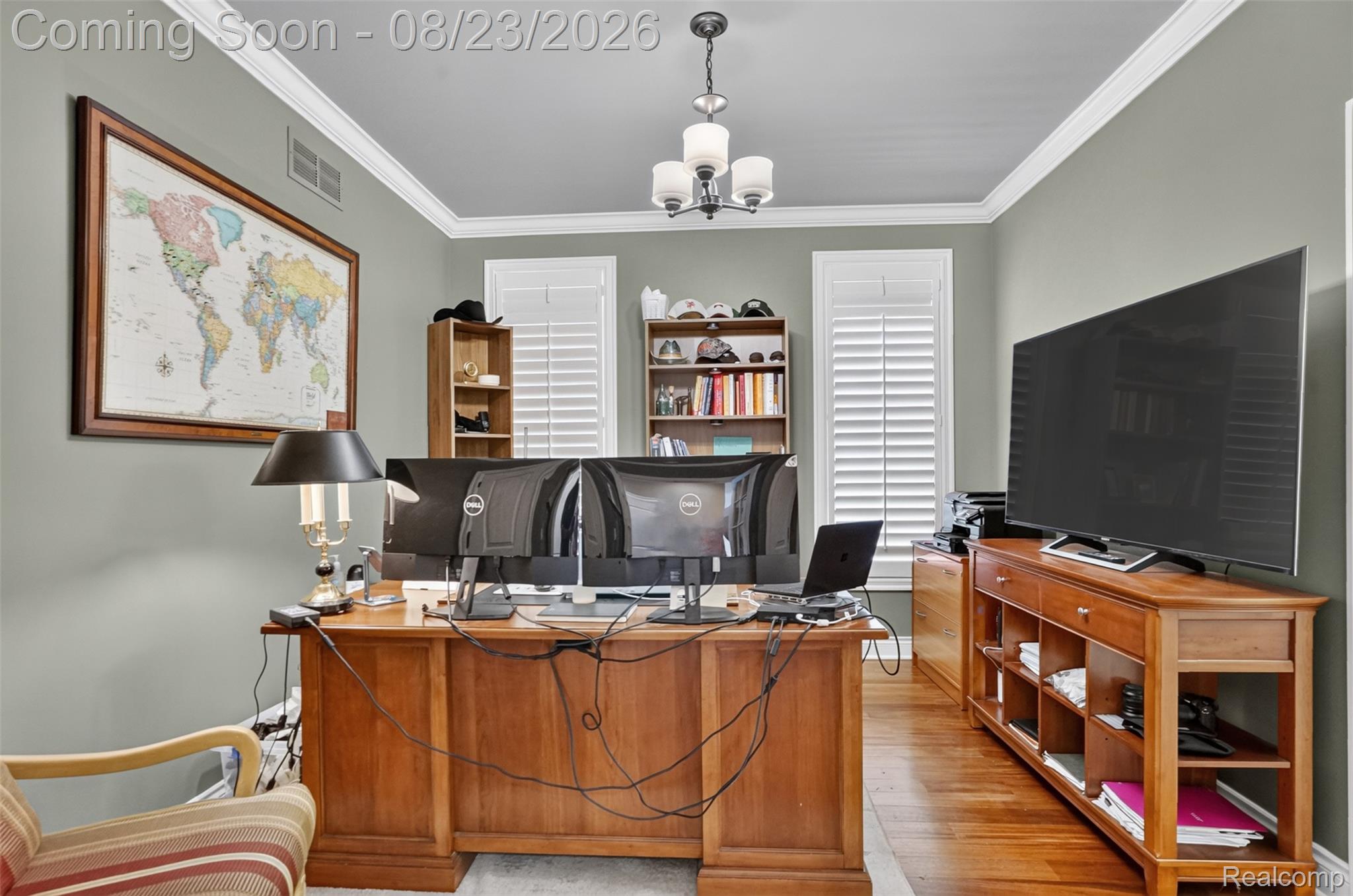 13193 Lake Shore Drive
