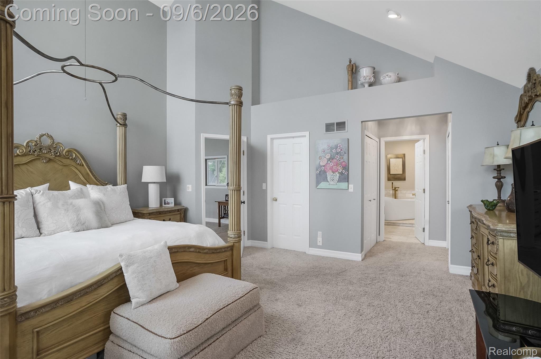 13203 Log Cabin Point