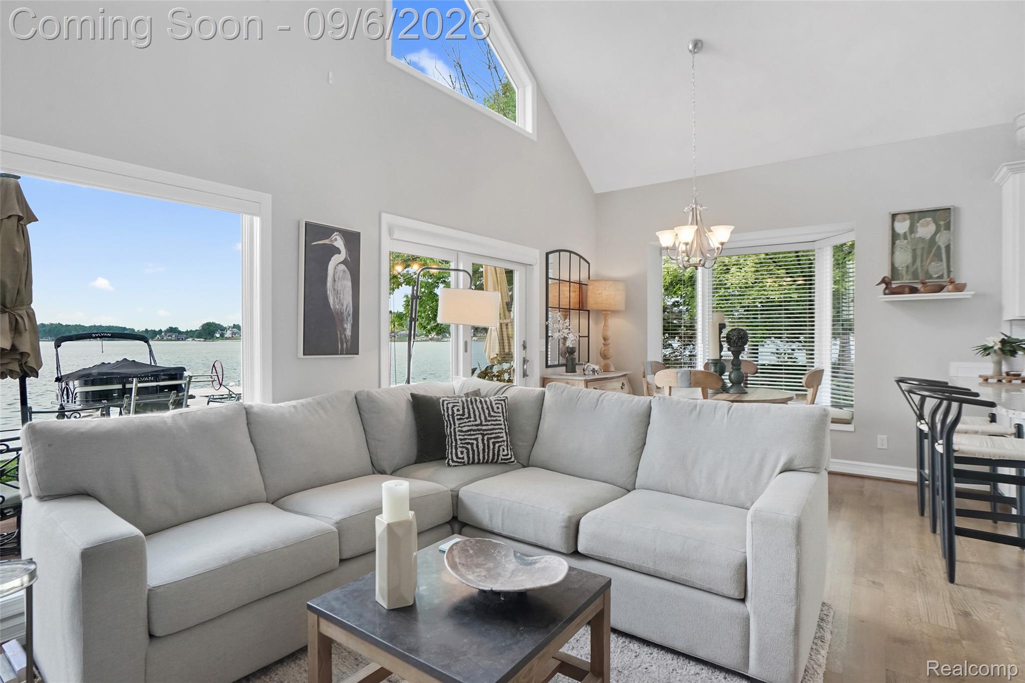 13203 Log Cabin Point
