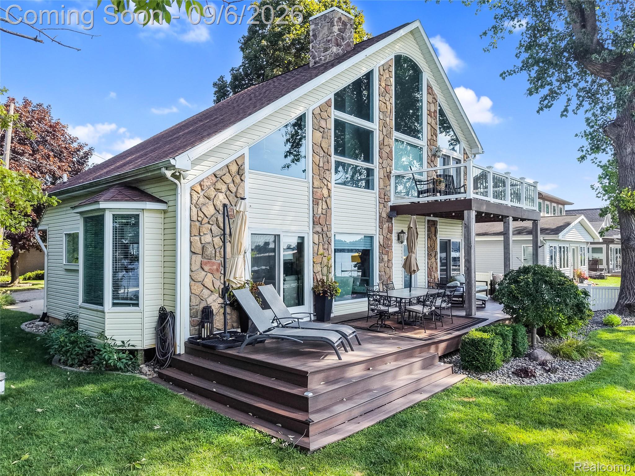 13203 Log Cabin Point