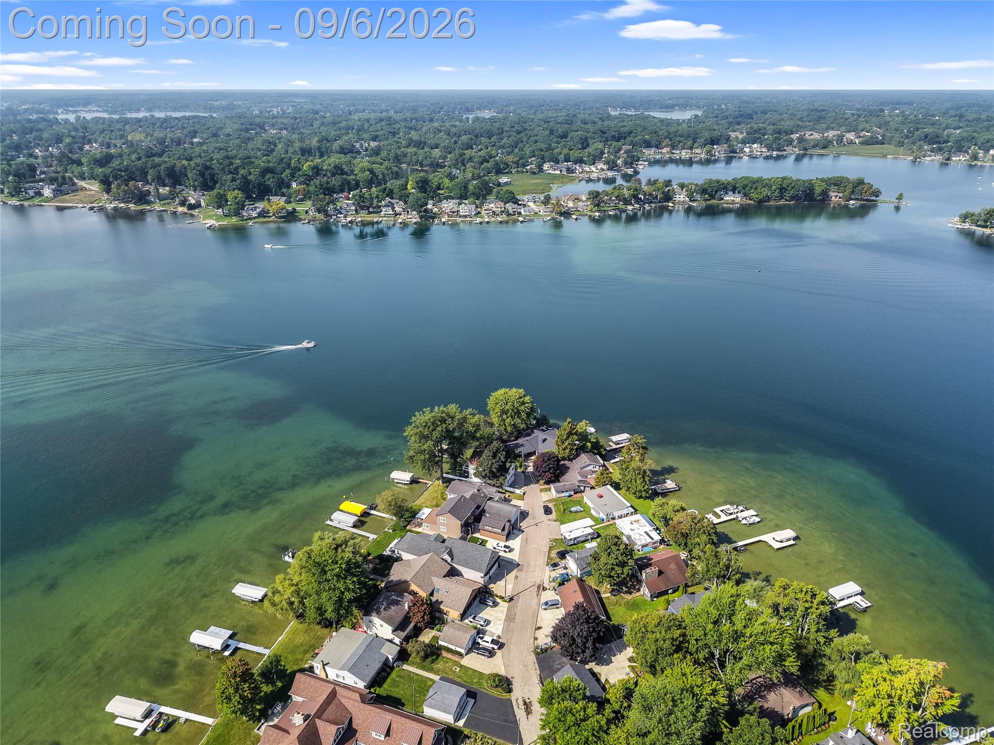 13203 Log Cabin Point