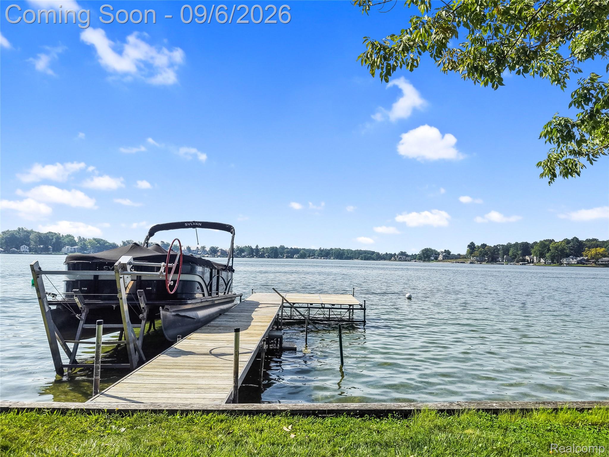 13203 Log Cabin Point