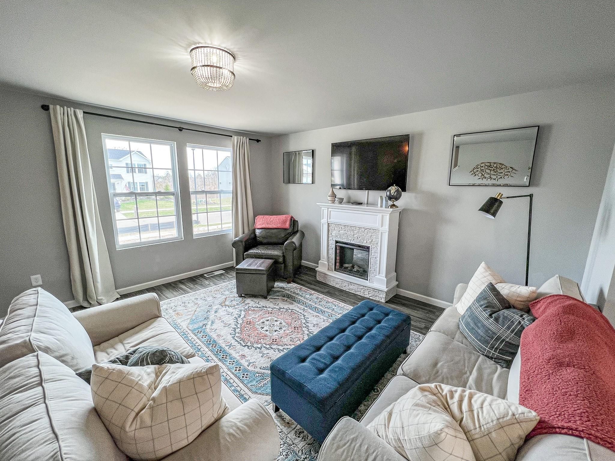 3081 Stratford Lane