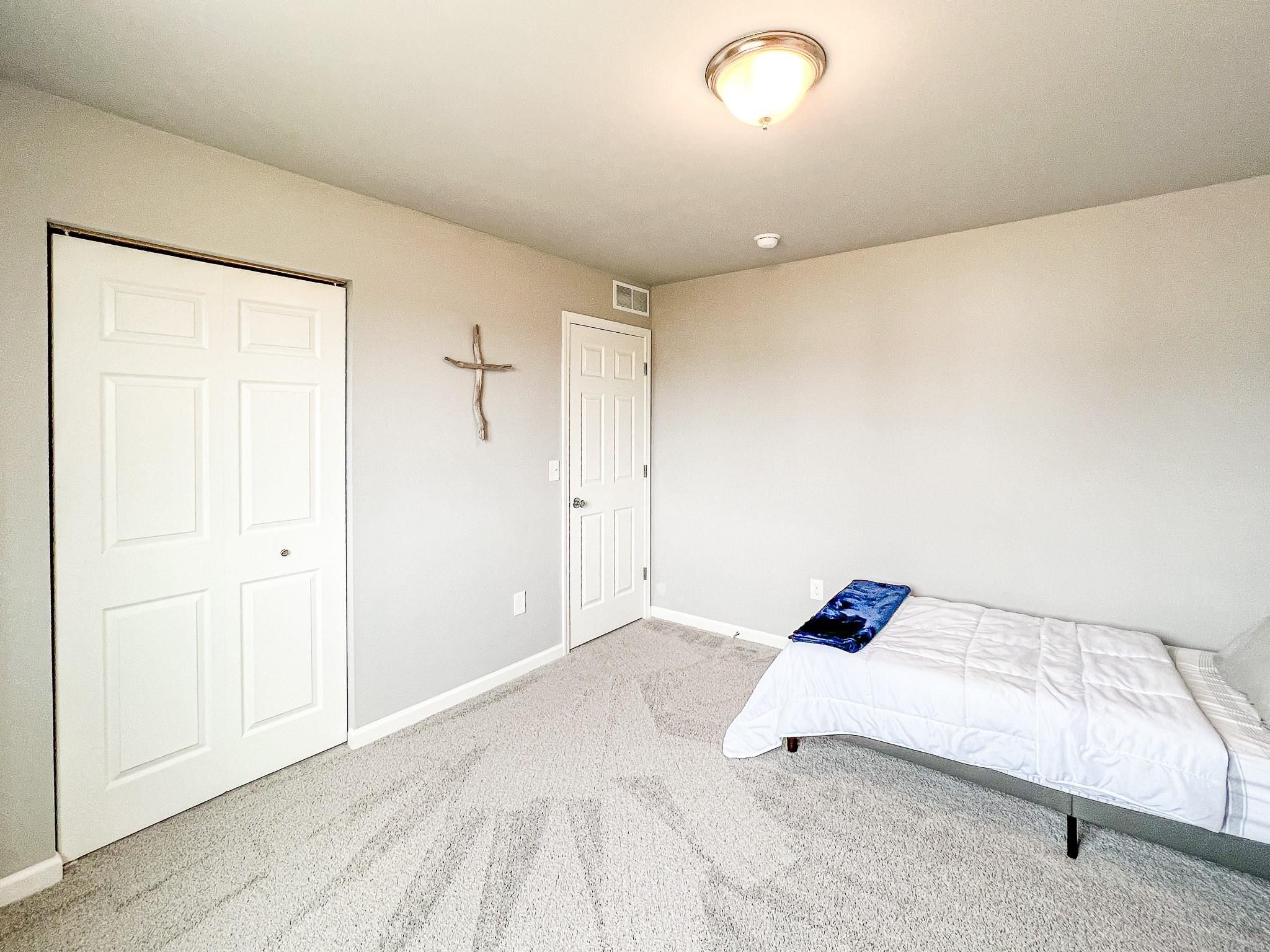 3081 Stratford Lane