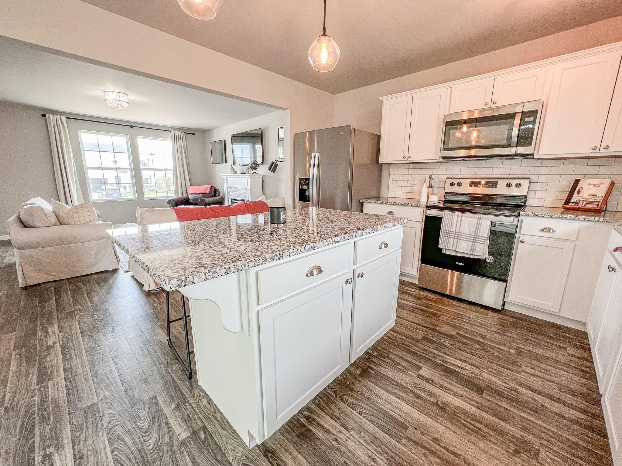 3081 Stratford Lane
