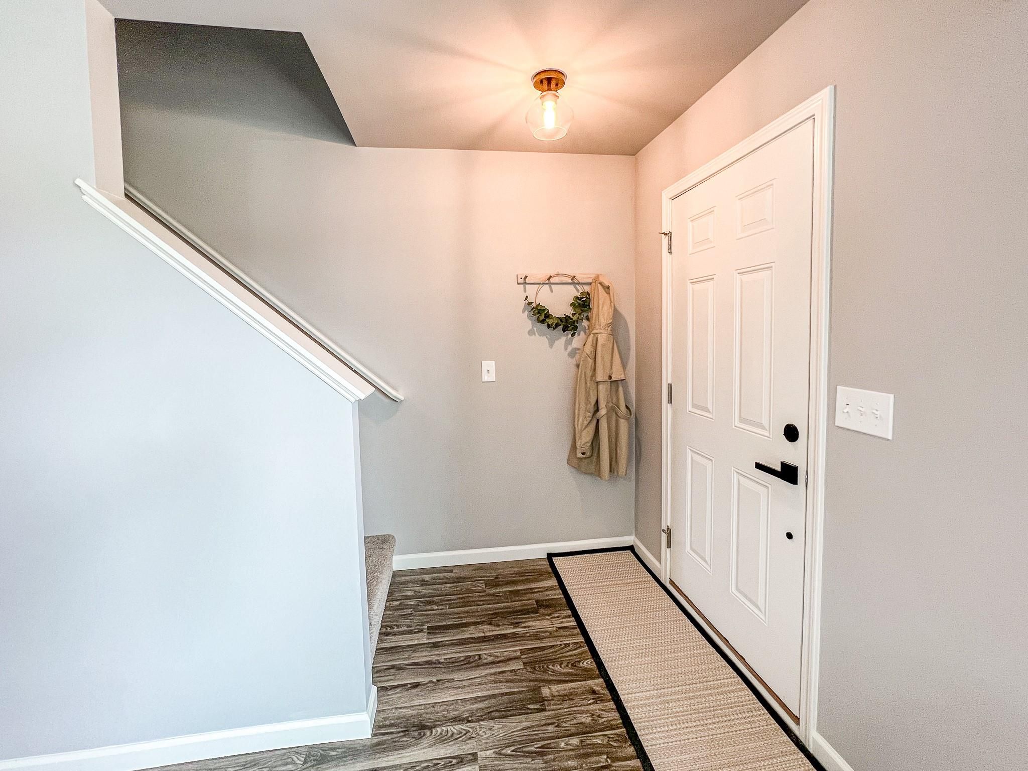 3081 Stratford Lane