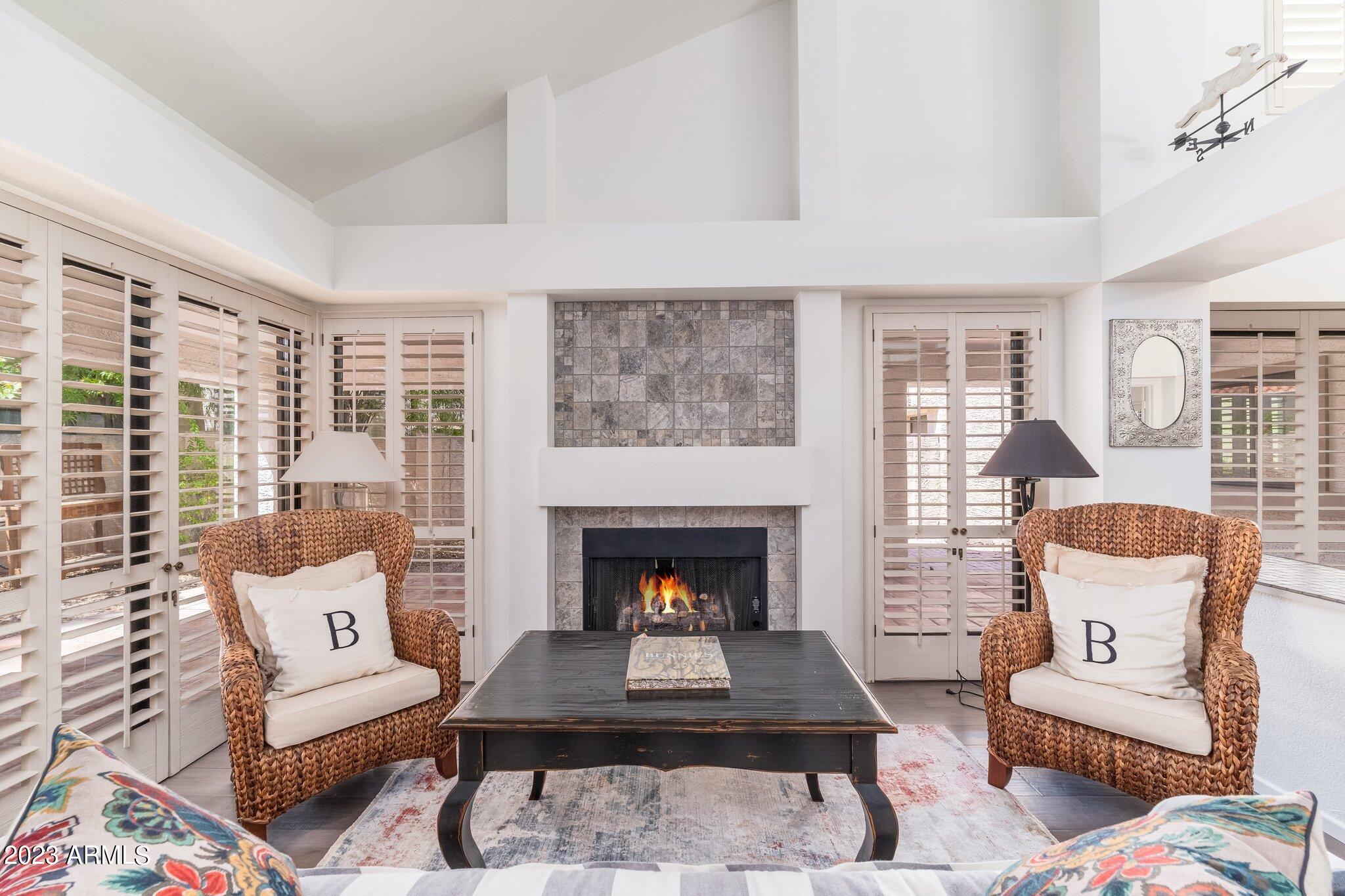 10076 E CALLE DE CIELO Circle E