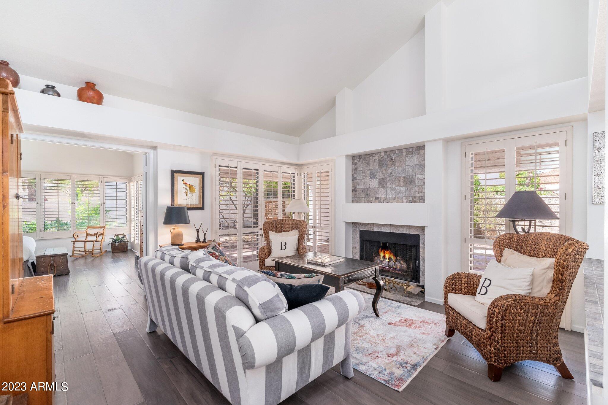 10076 E CALLE DE CIELO Circle E