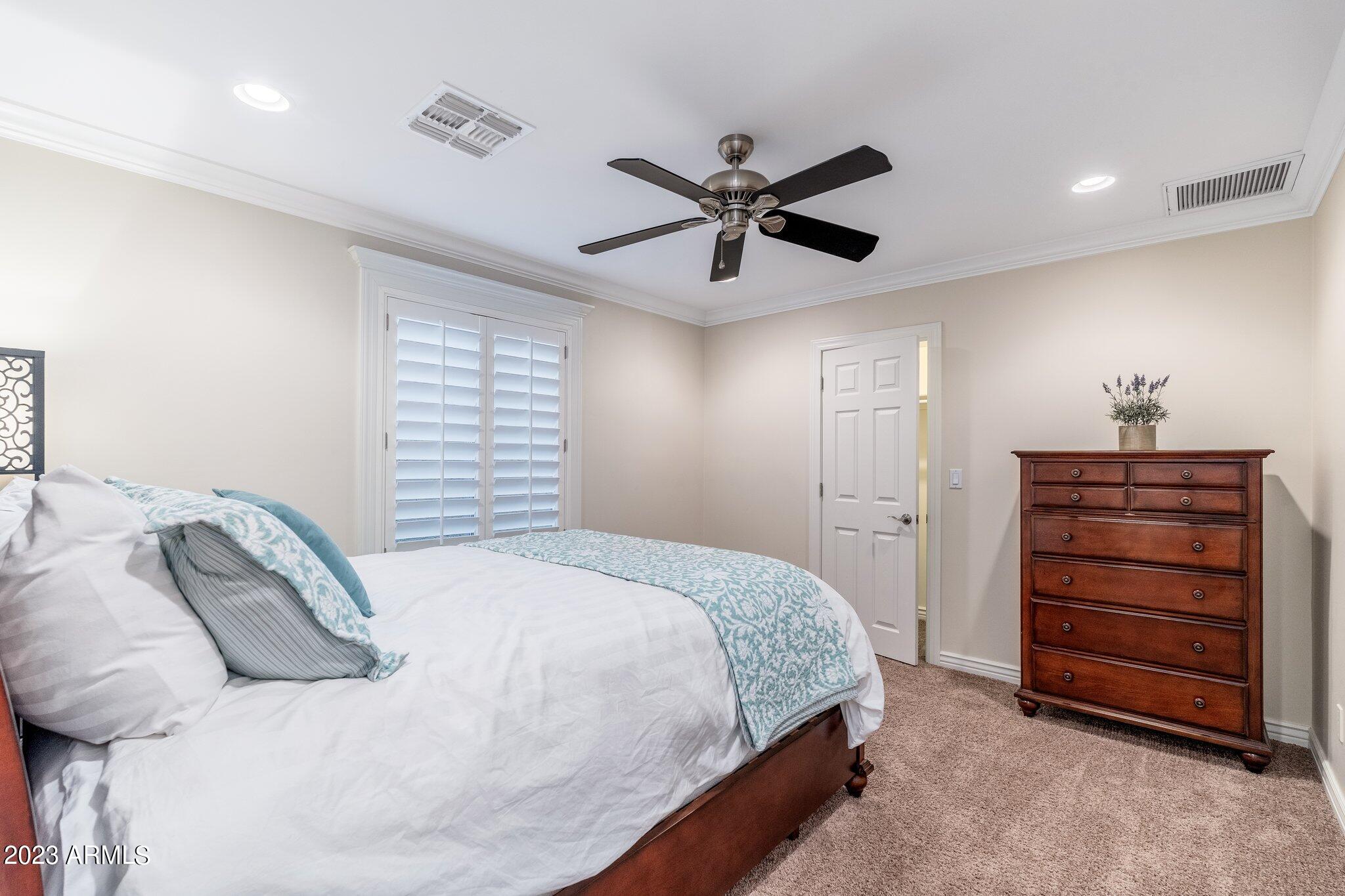 8333 E SAN SALVADOR Drive