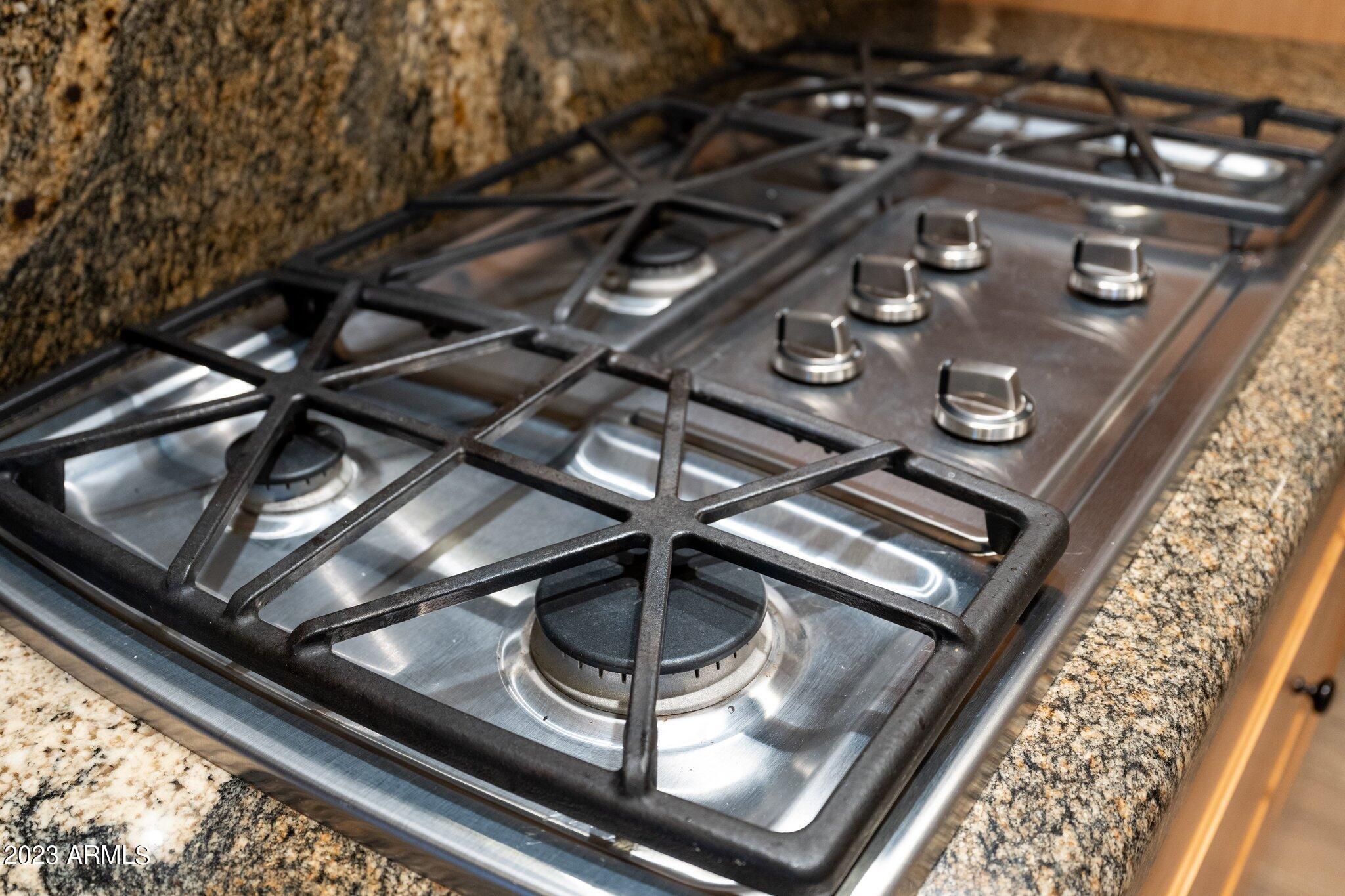 8333 E SAN SALVADOR Drive