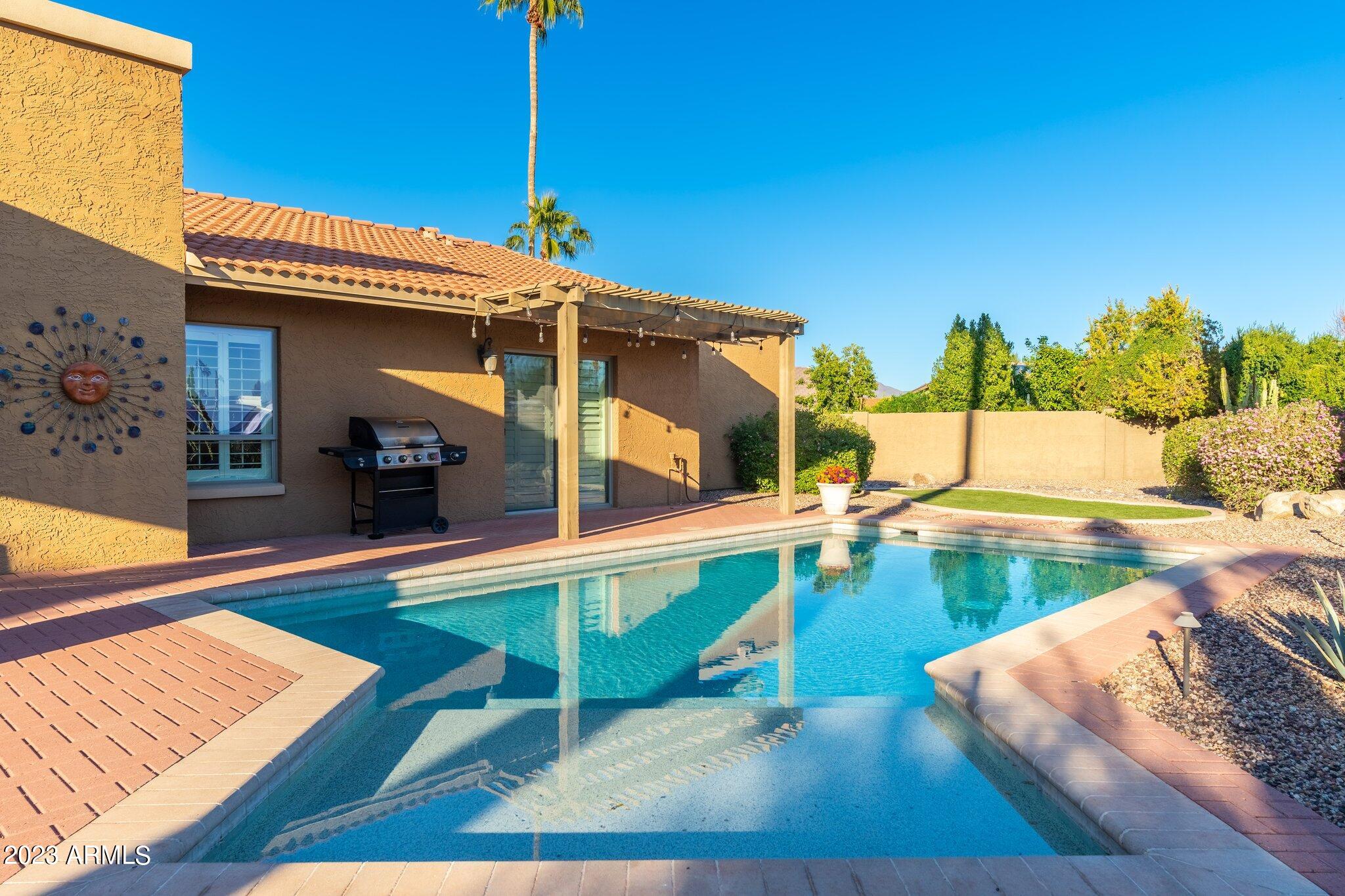 8333 E SAN SALVADOR Drive