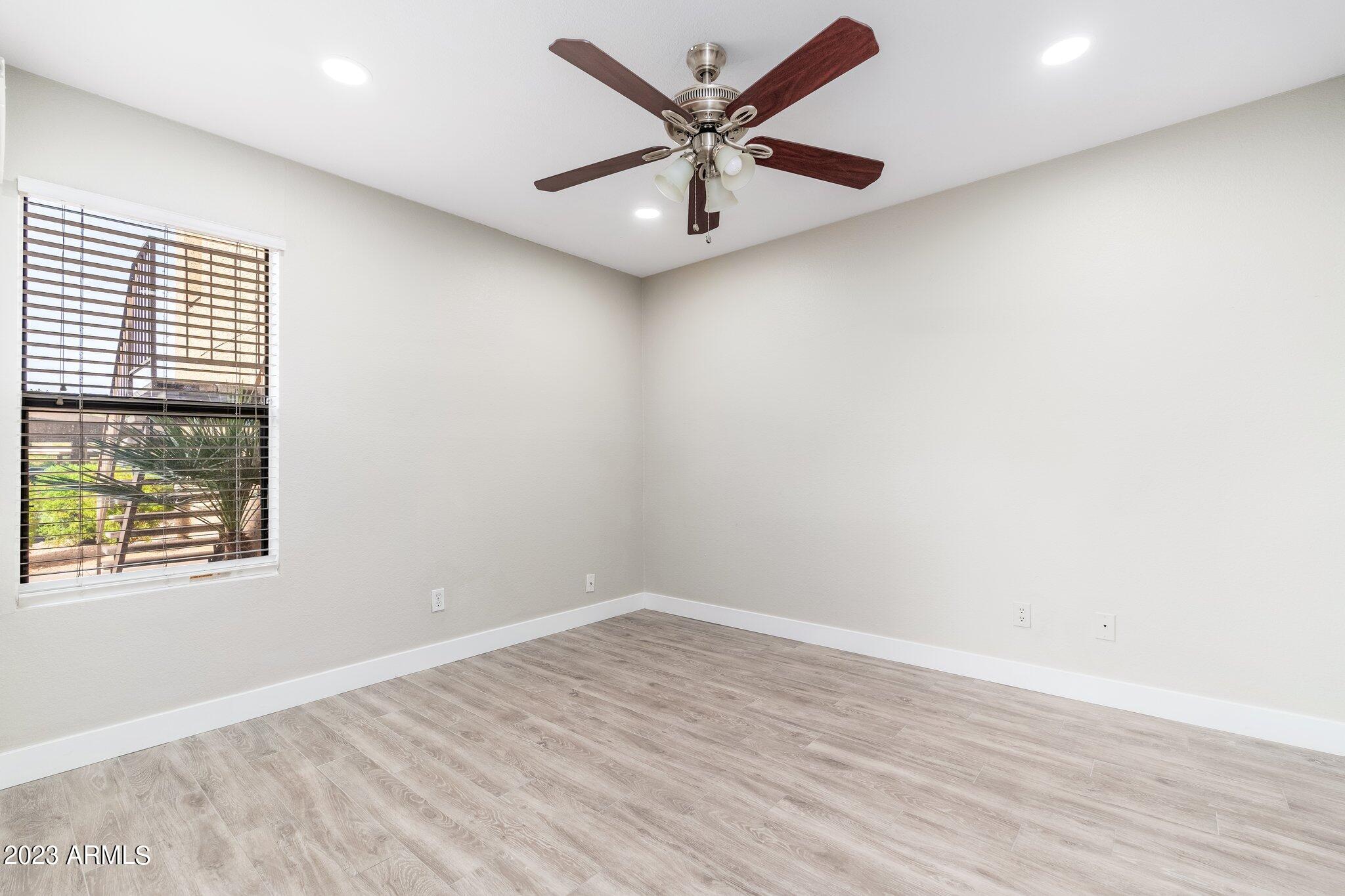 8787 E MOUNTAIN VIEW Road, 1041