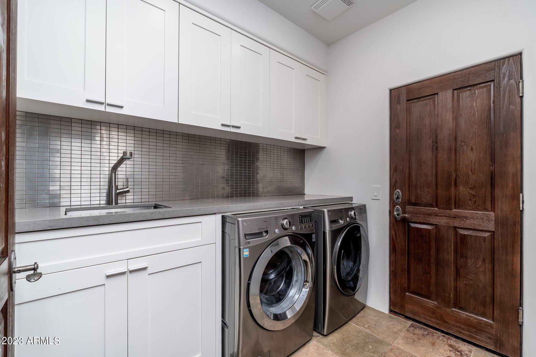 9280 E THOMPSON PEAK Parkway, 21