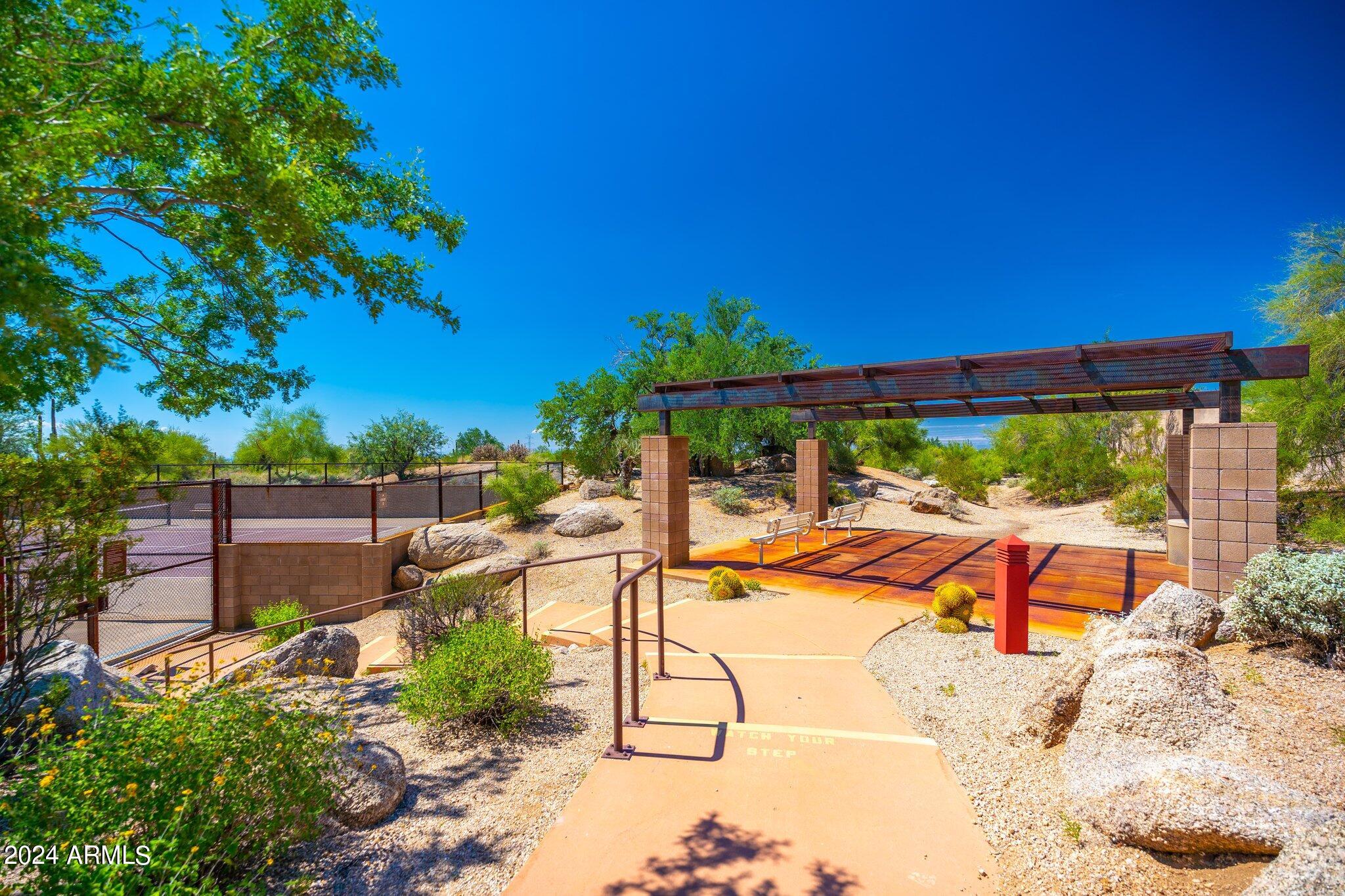 9305 E VIA DONA Road