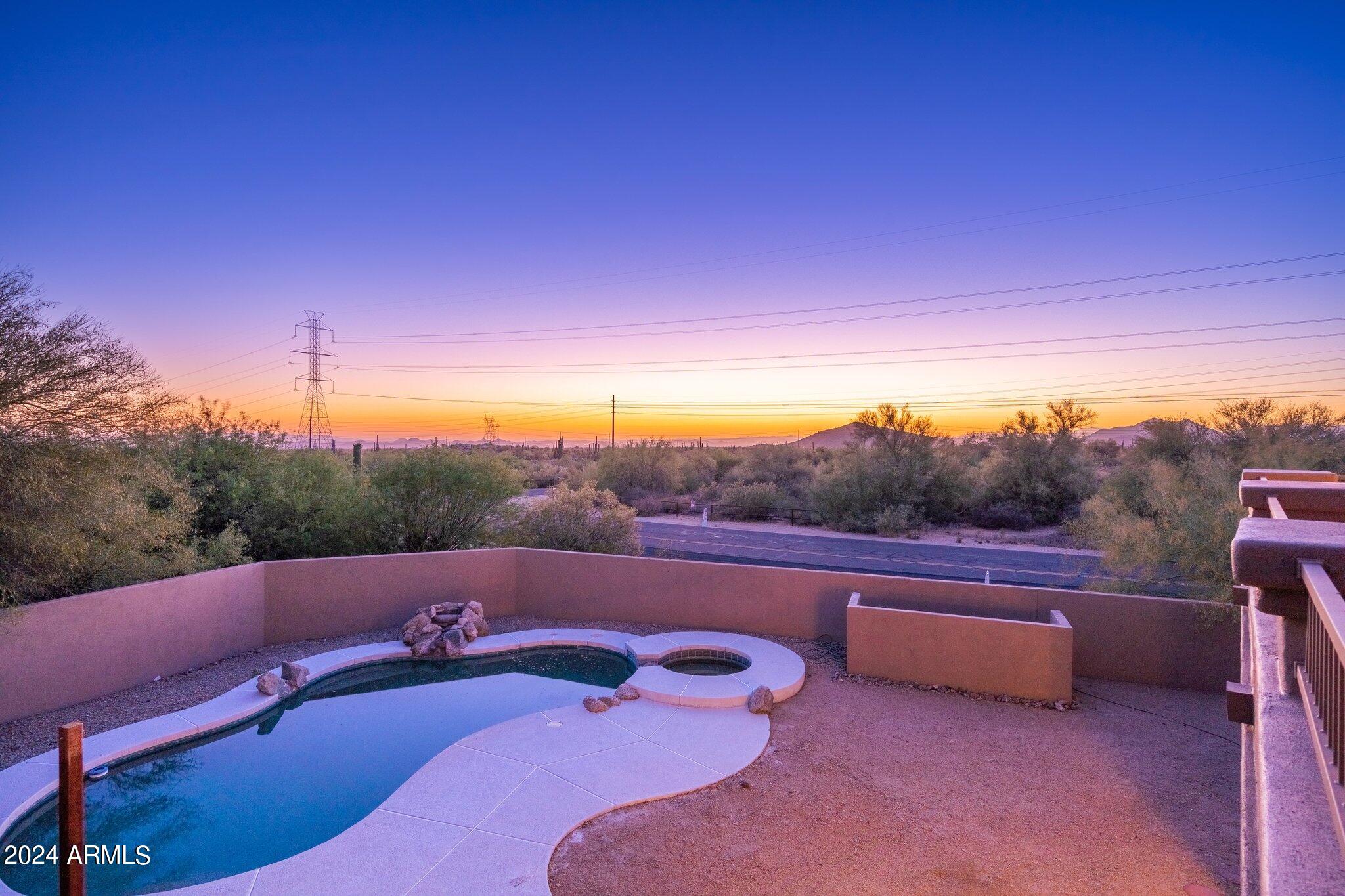 9305 E VIA DONA Road