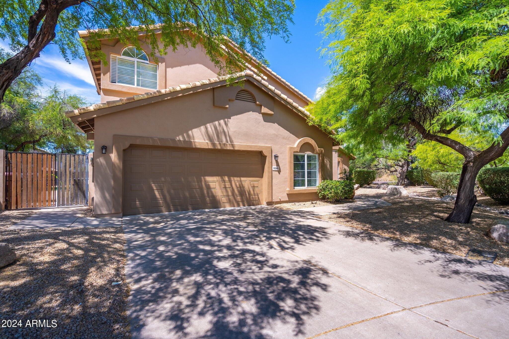 9305 E VIA DONA Road