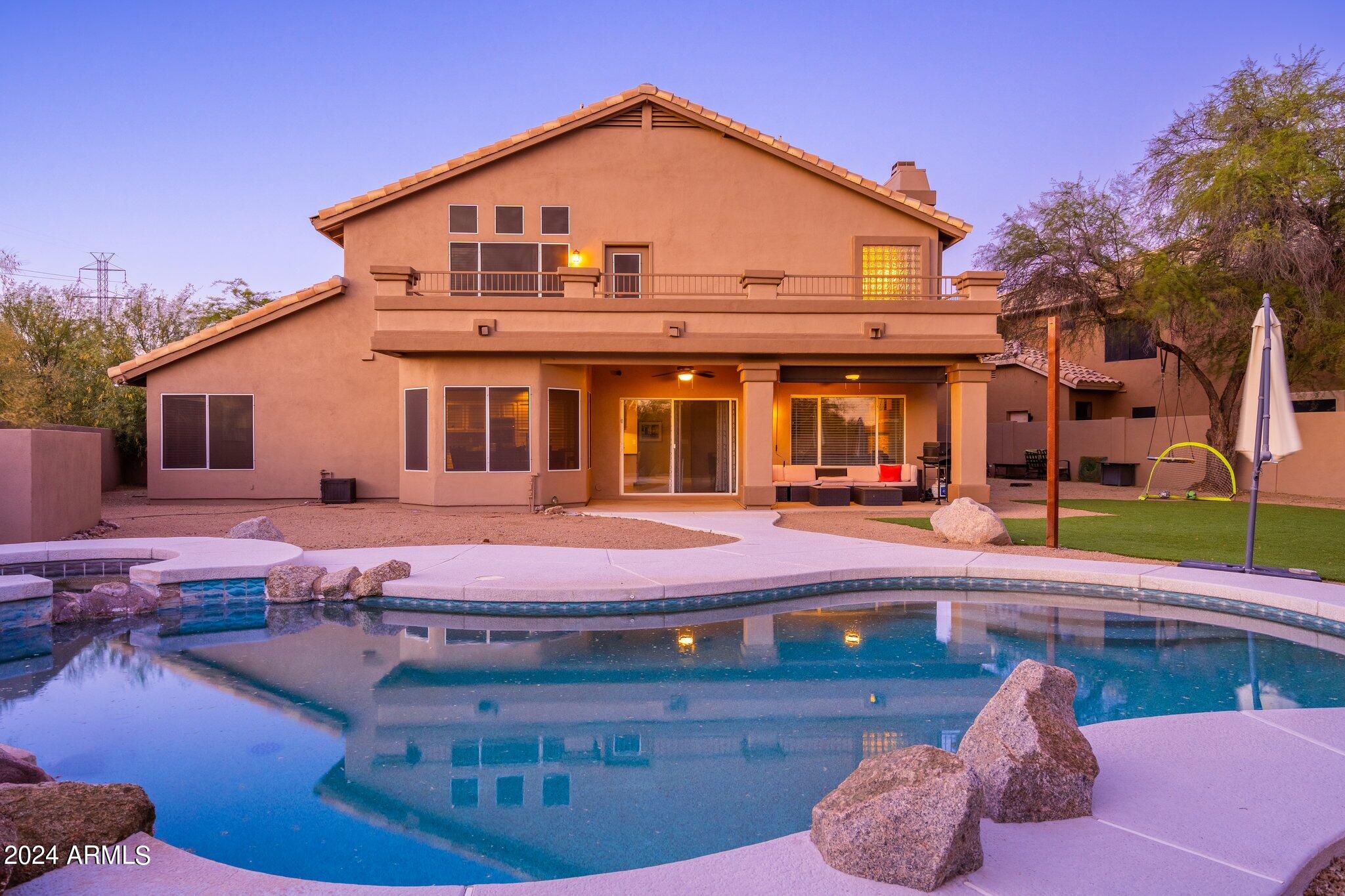 9305 E VIA DONA Road