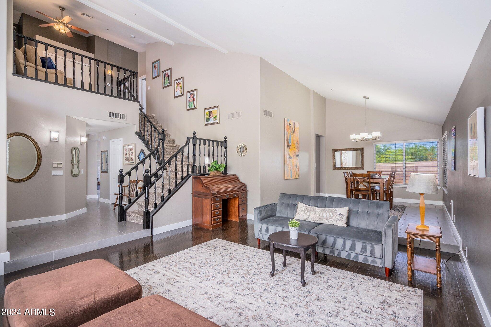 9305 E VIA DONA Road