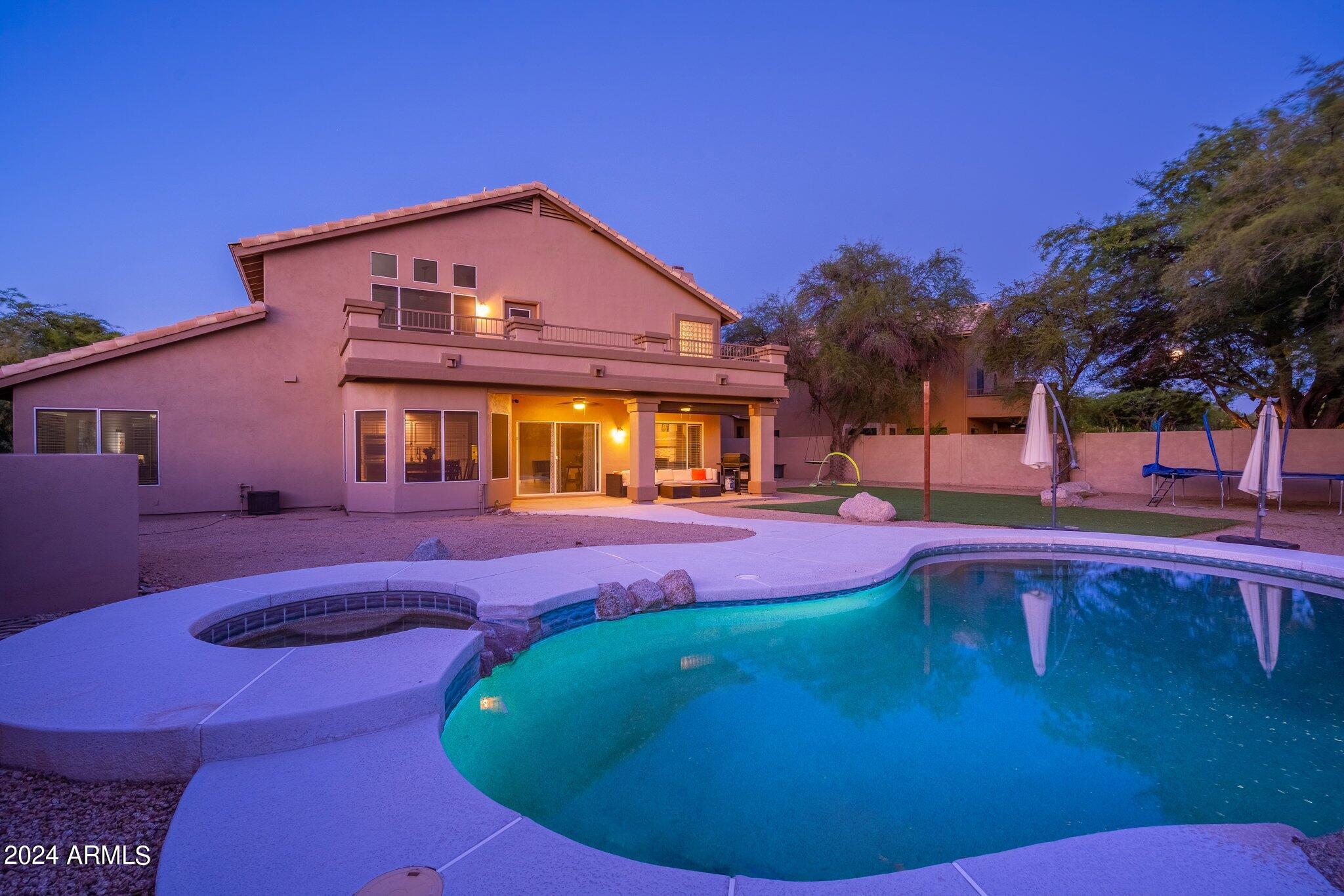 9305 E VIA DONA Road