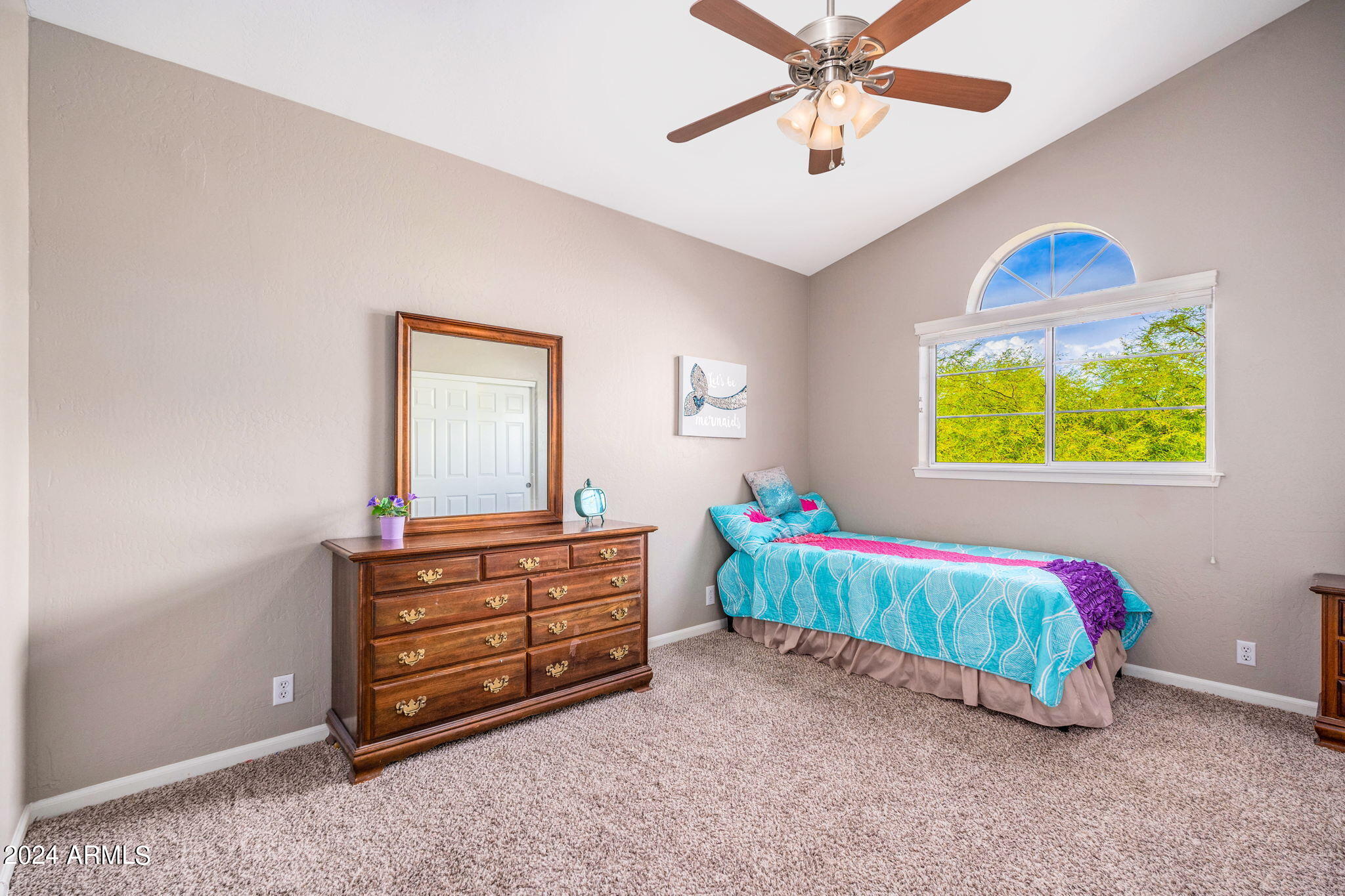 9305 E VIA DONA Road