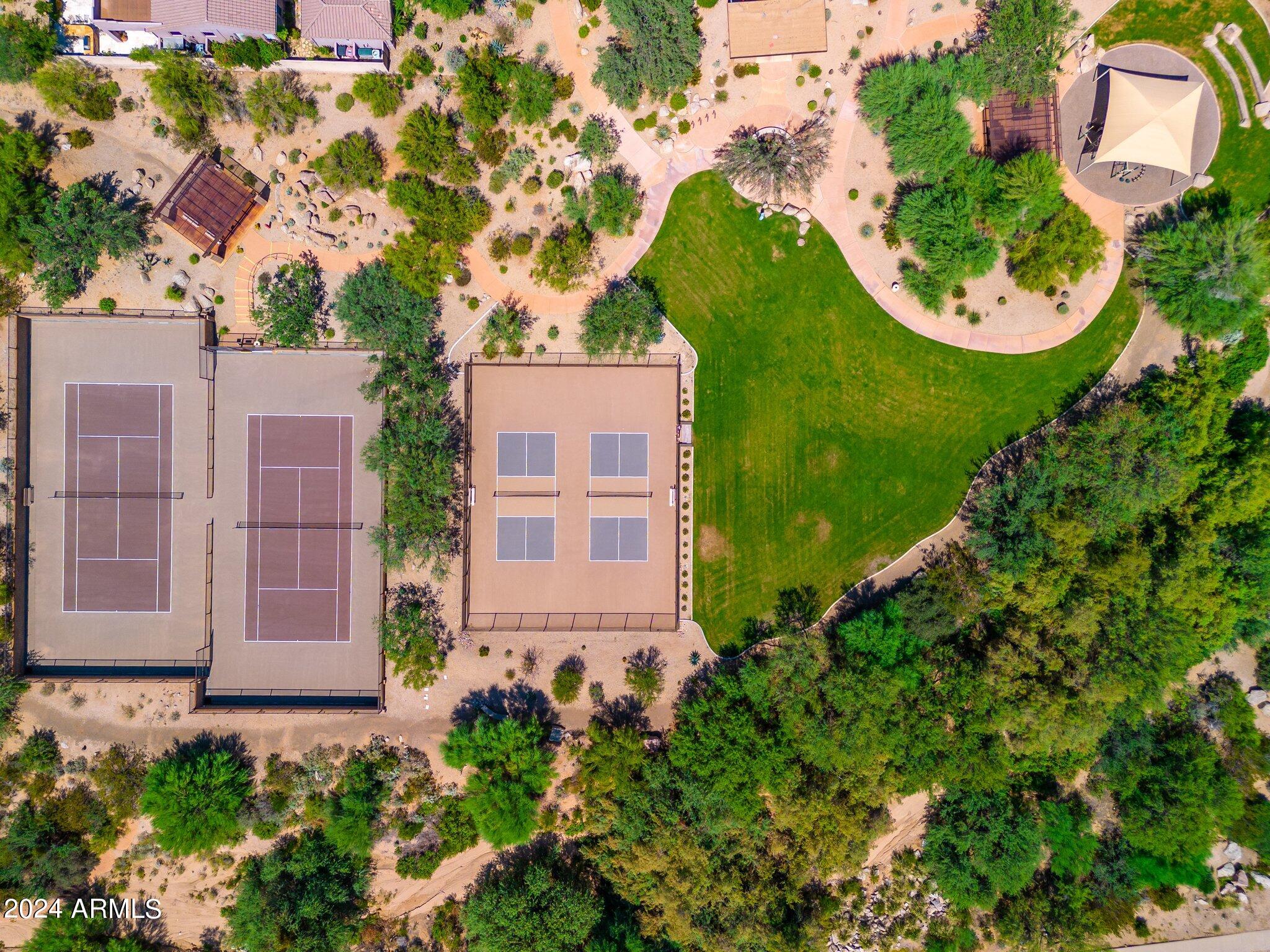 9305 E VIA DONA Road