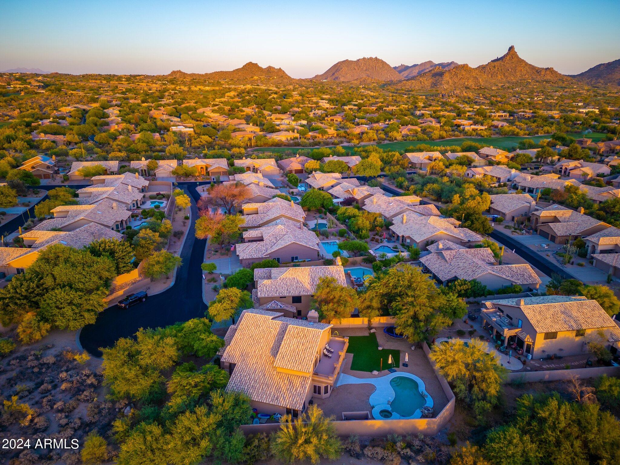 9305 E VIA DONA Road