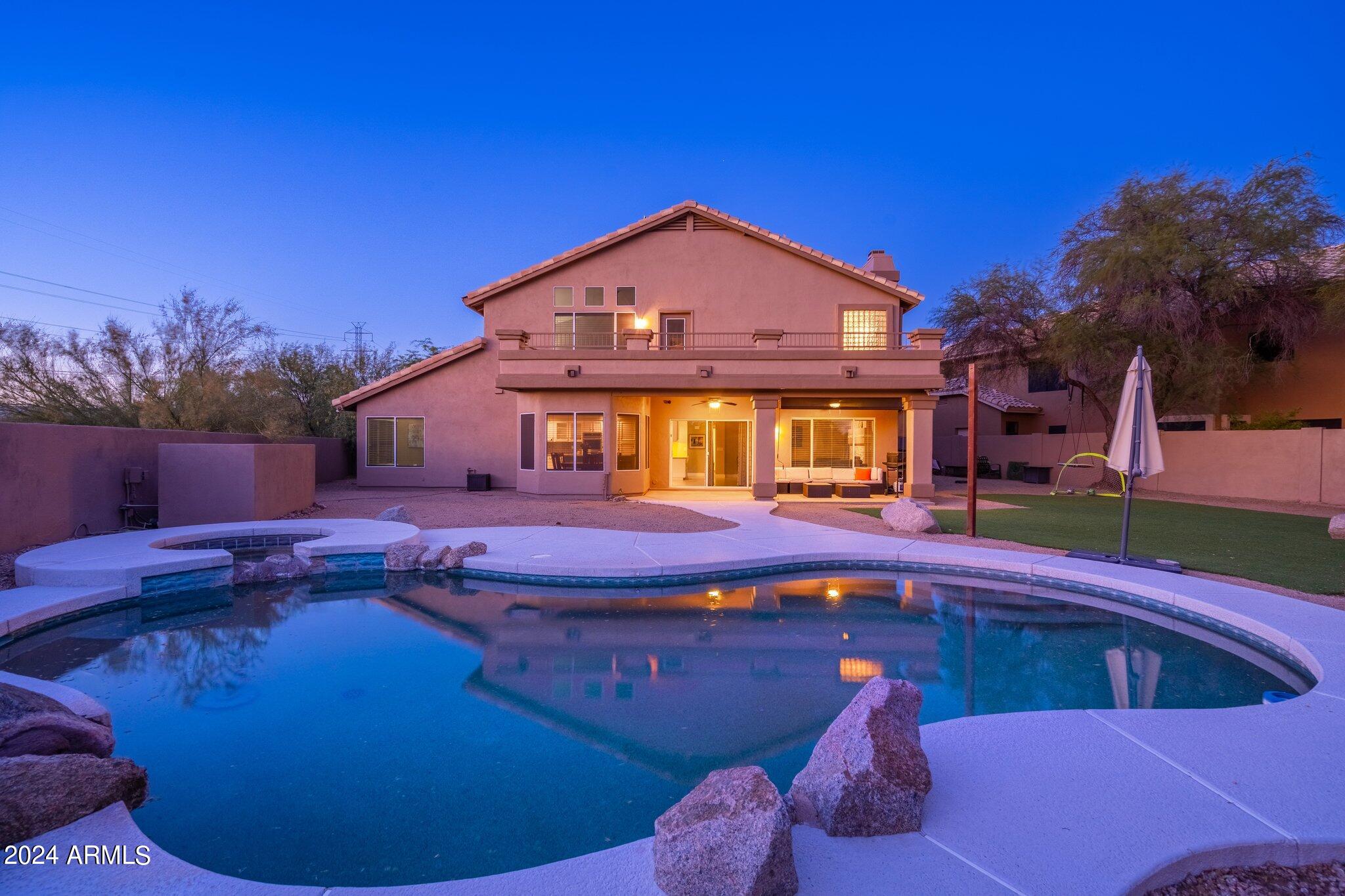 9305 E VIA DONA Road