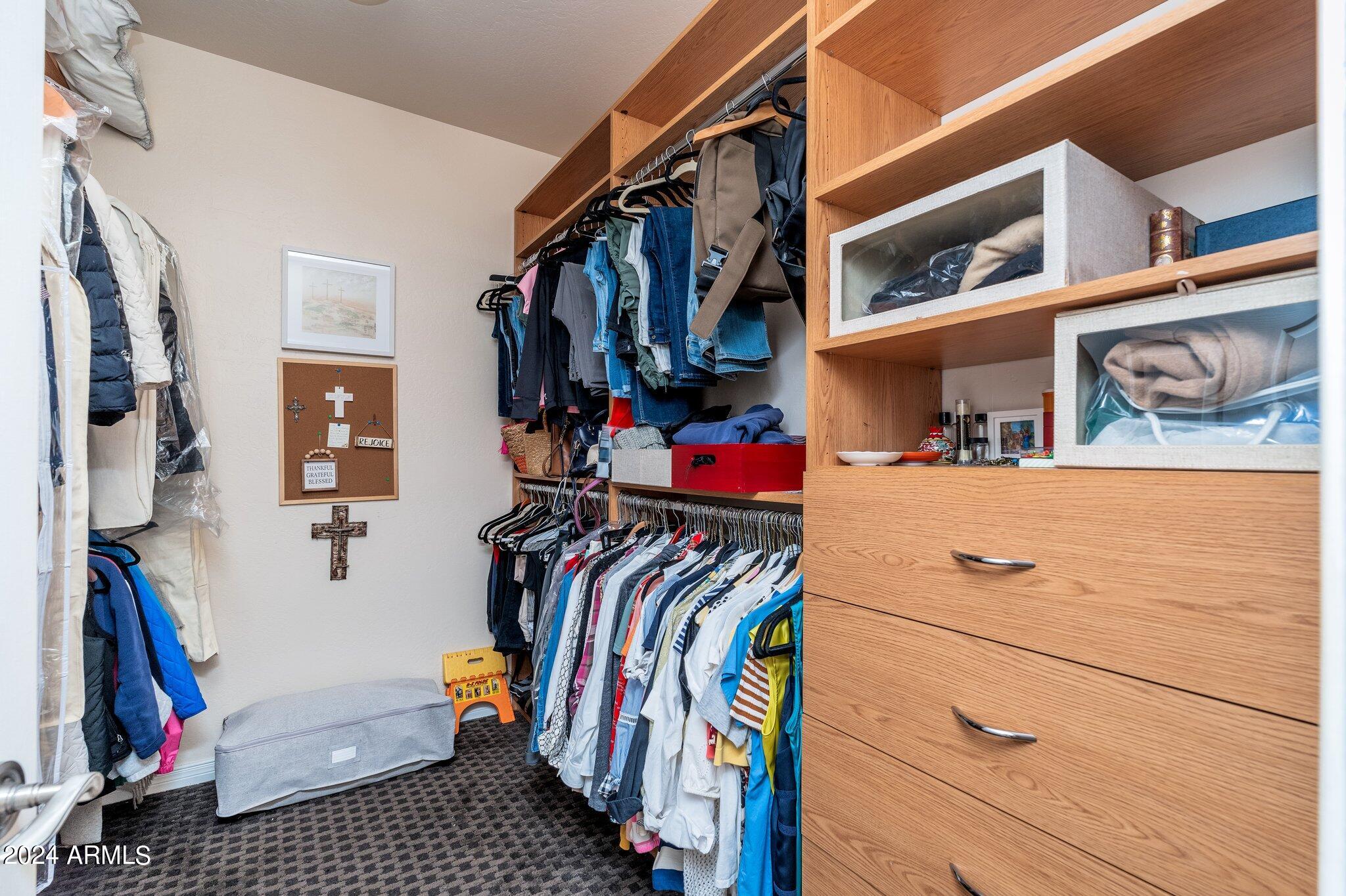 15240 N CLUBGATE Drive, 118