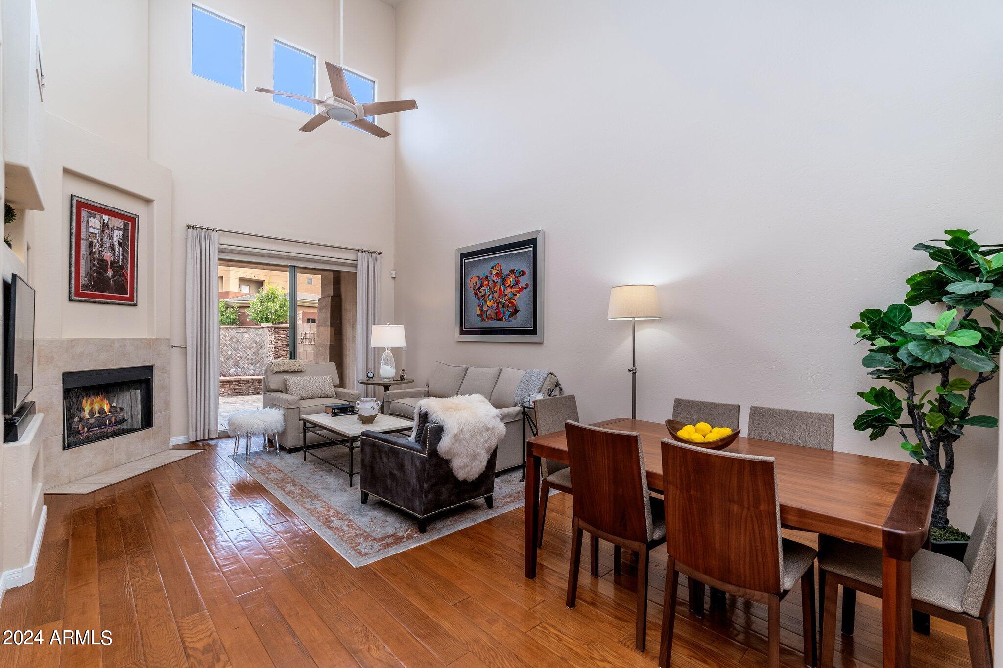 15240 N CLUBGATE Drive, 118