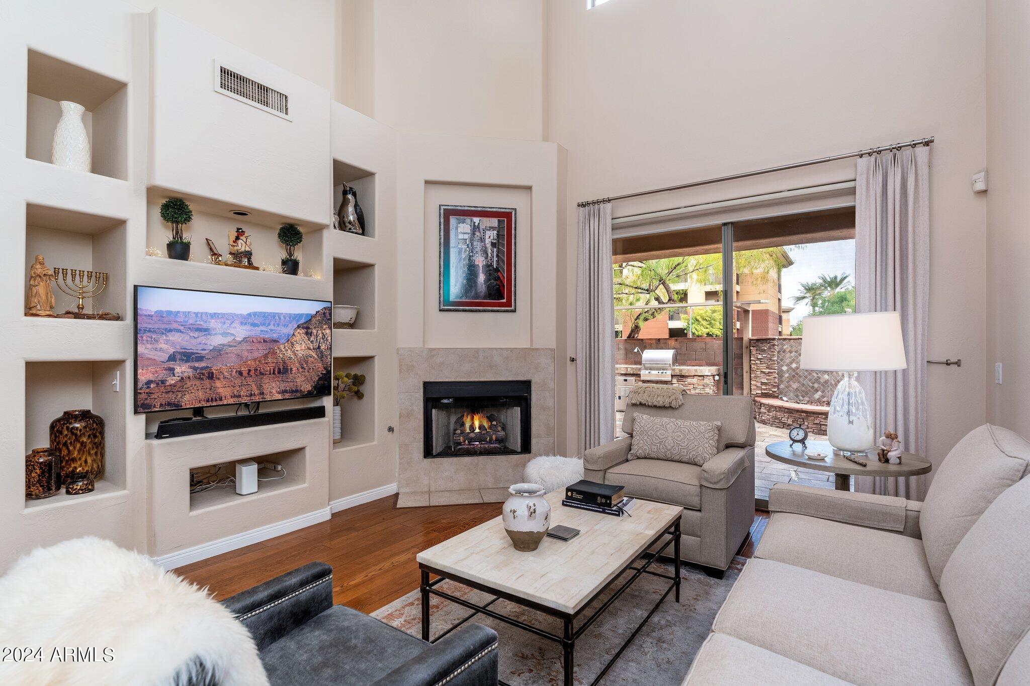 15240 N CLUBGATE Drive, 118