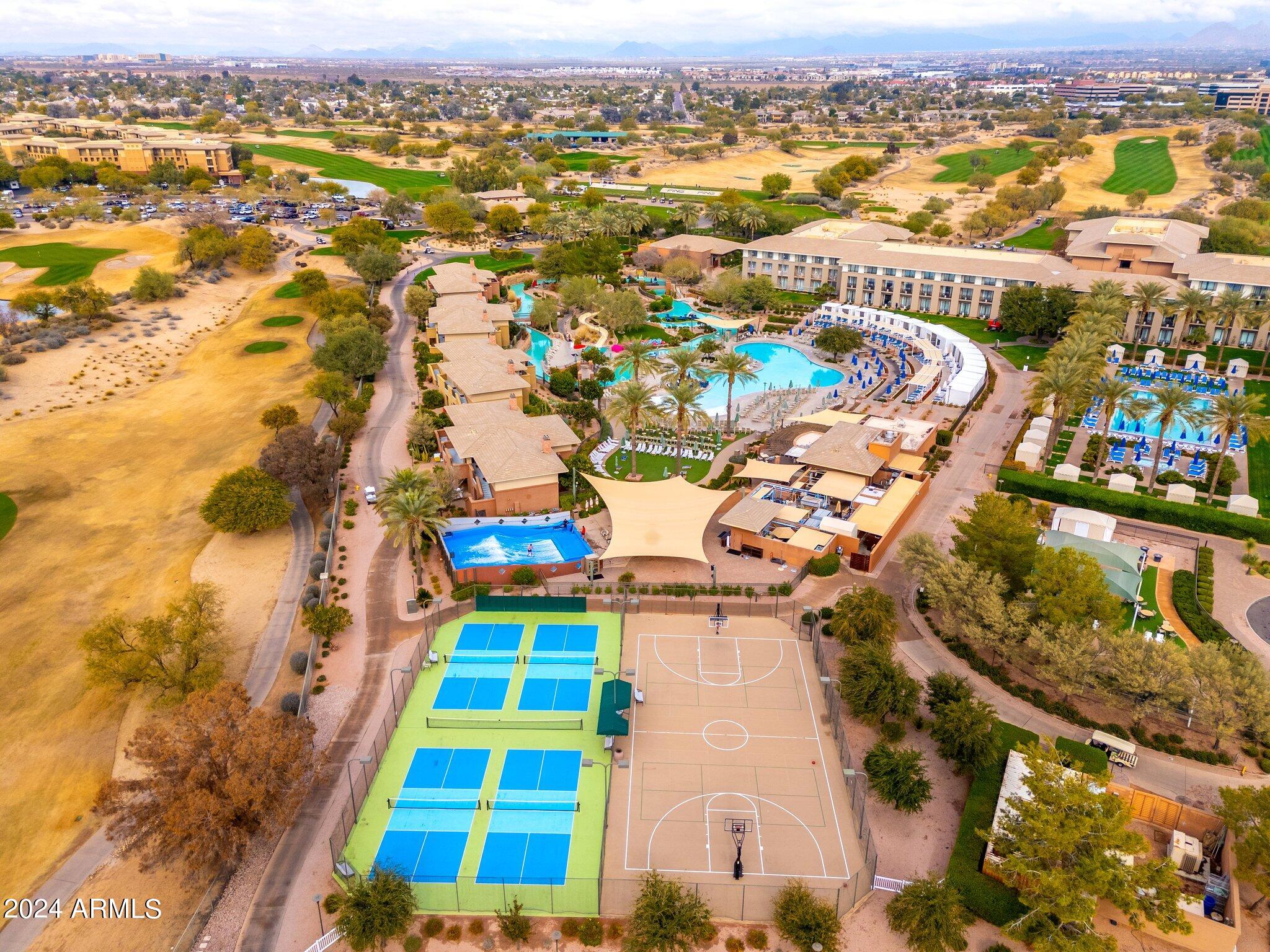 15240 N CLUBGATE Drive, 118