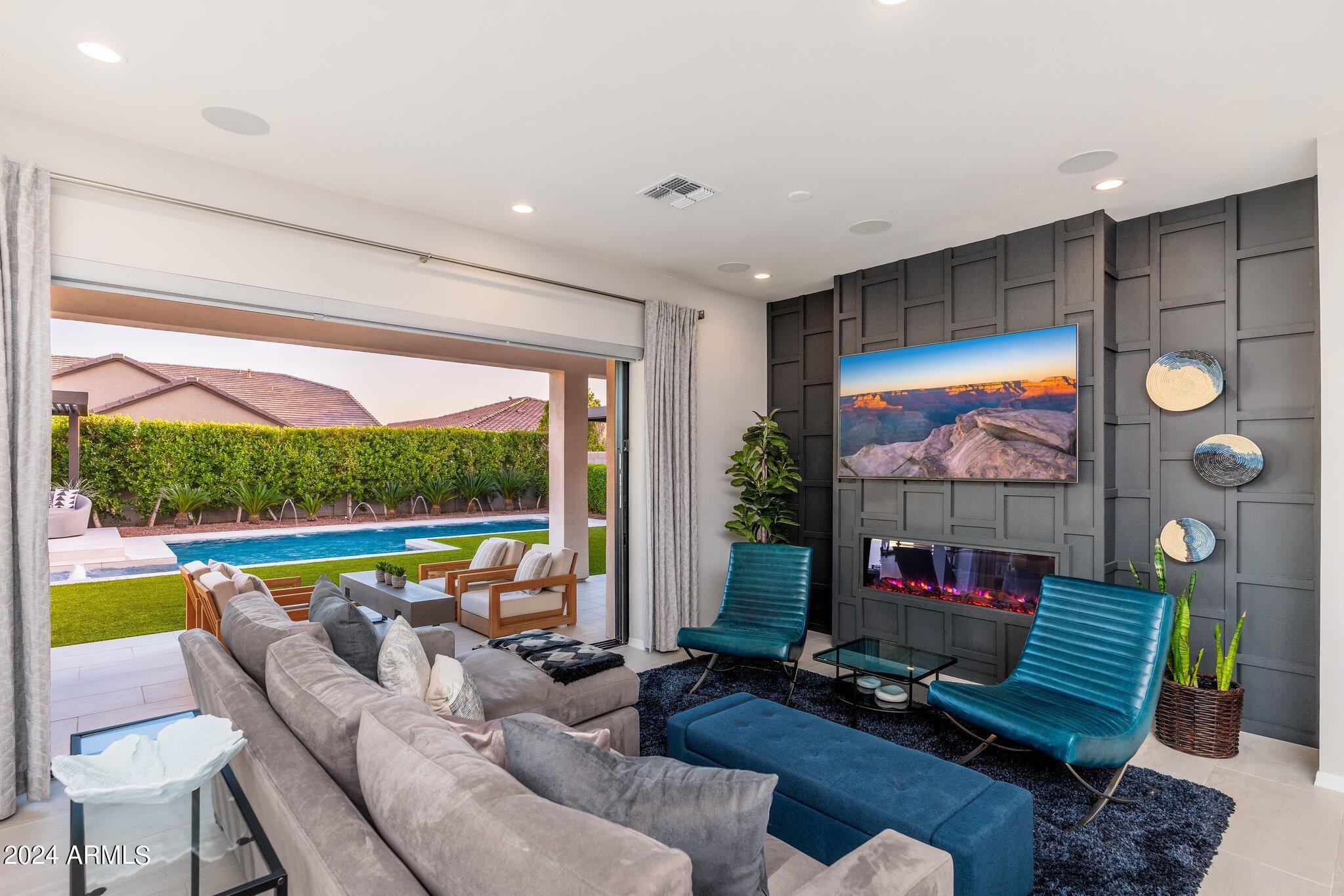 19701 W EXETER Boulevard