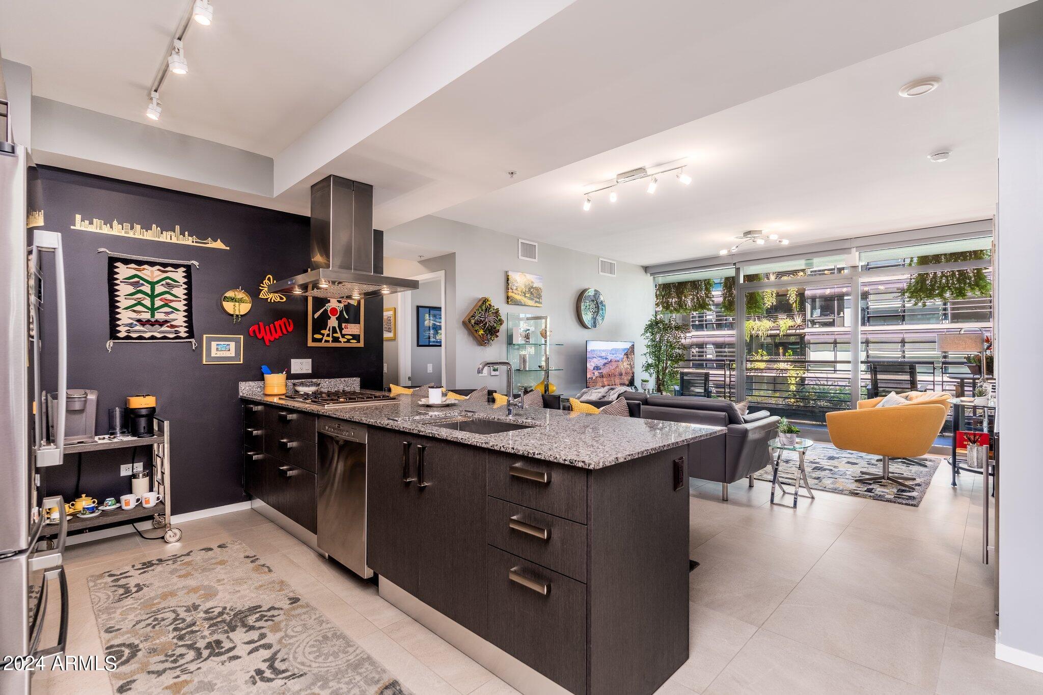 7120 E KIERLAND Boulevard, 720