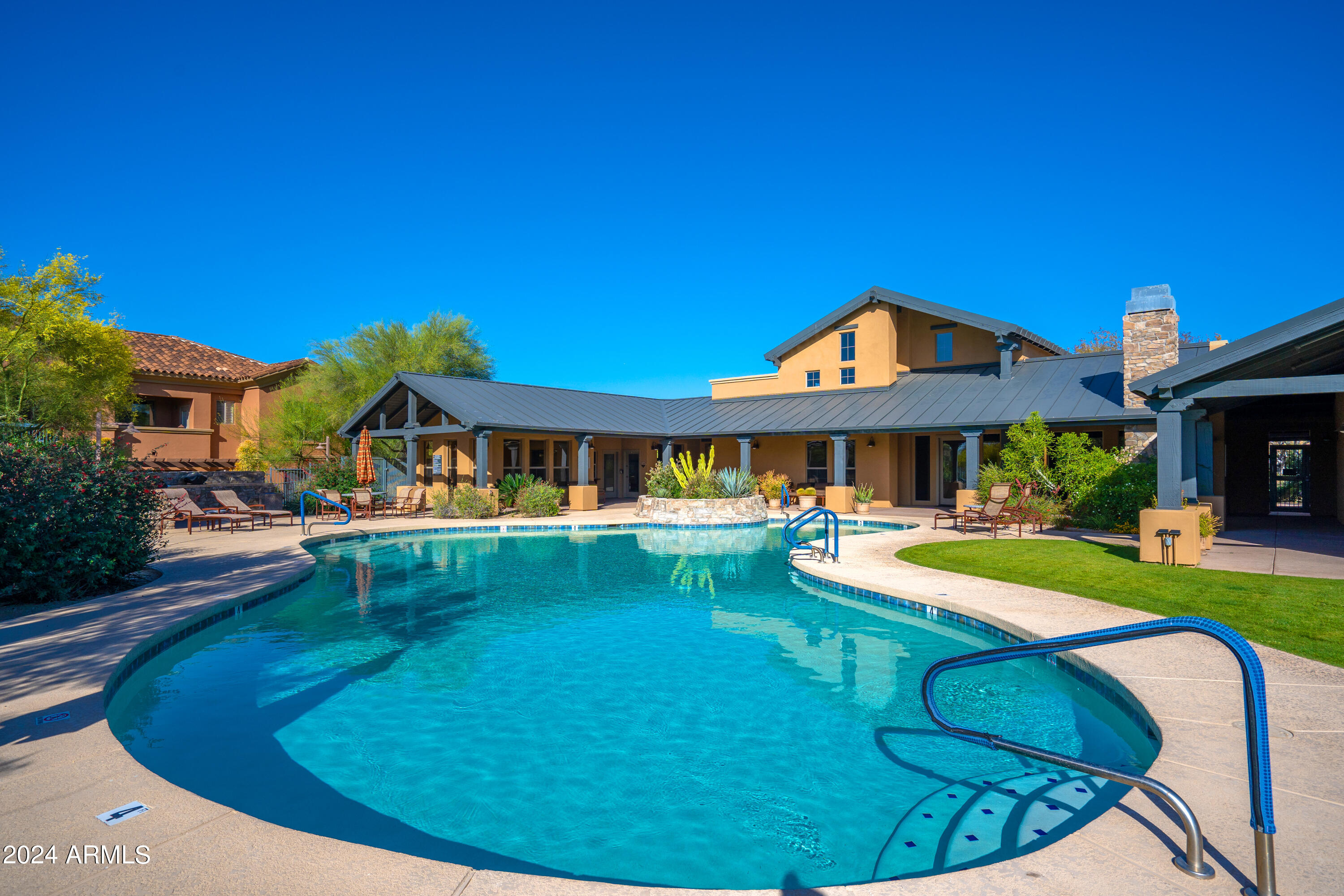 20801 N 90TH Place, 235