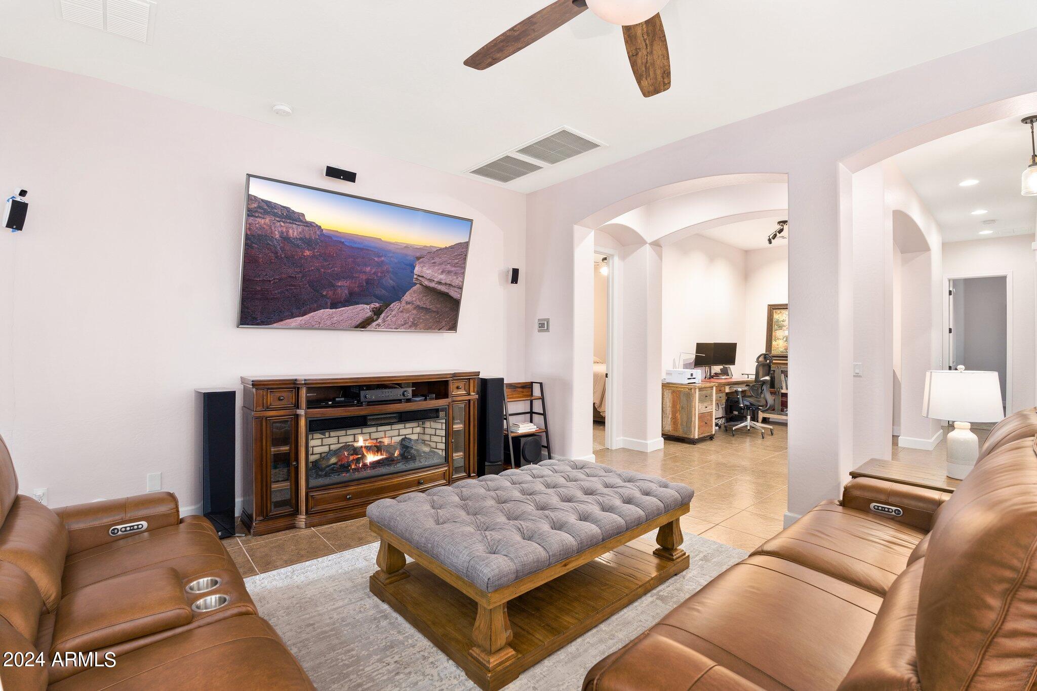 8517 E INDIGO Street