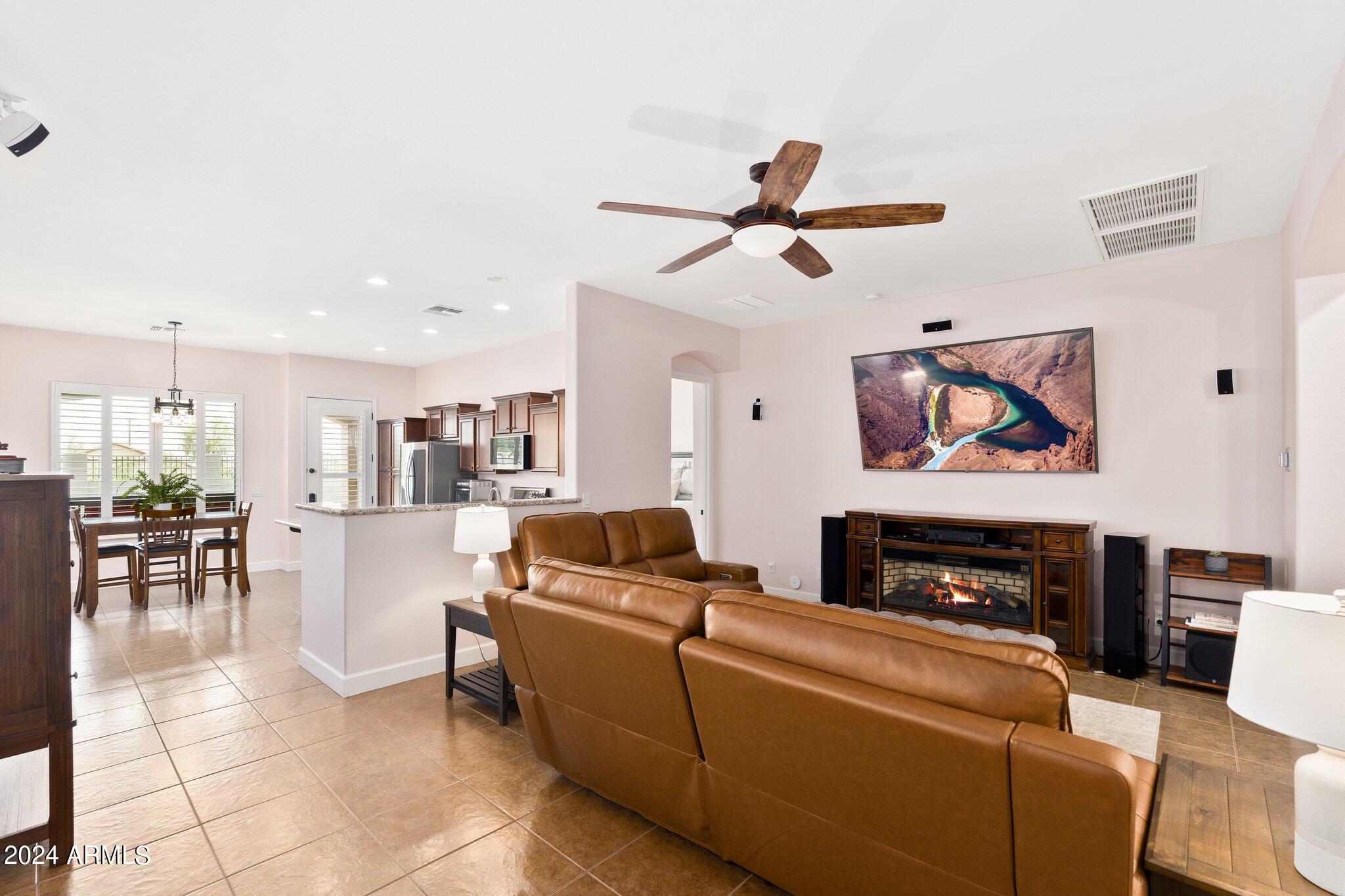 8517 E INDIGO Street