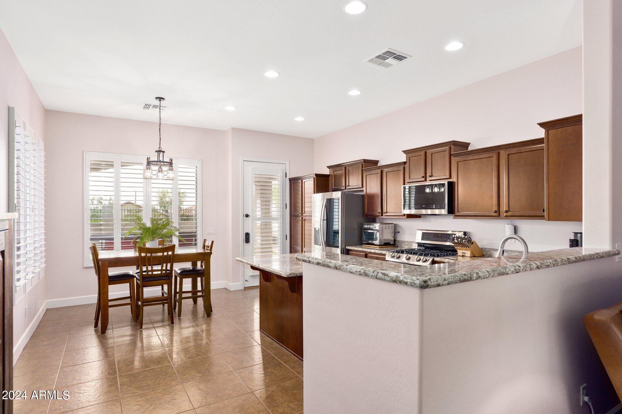 8517 E INDIGO Street