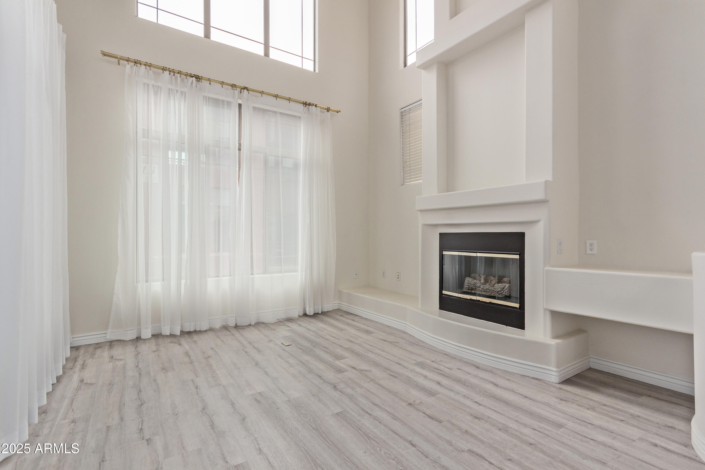 14450 N THOMPSON PEAK Parkway, 216