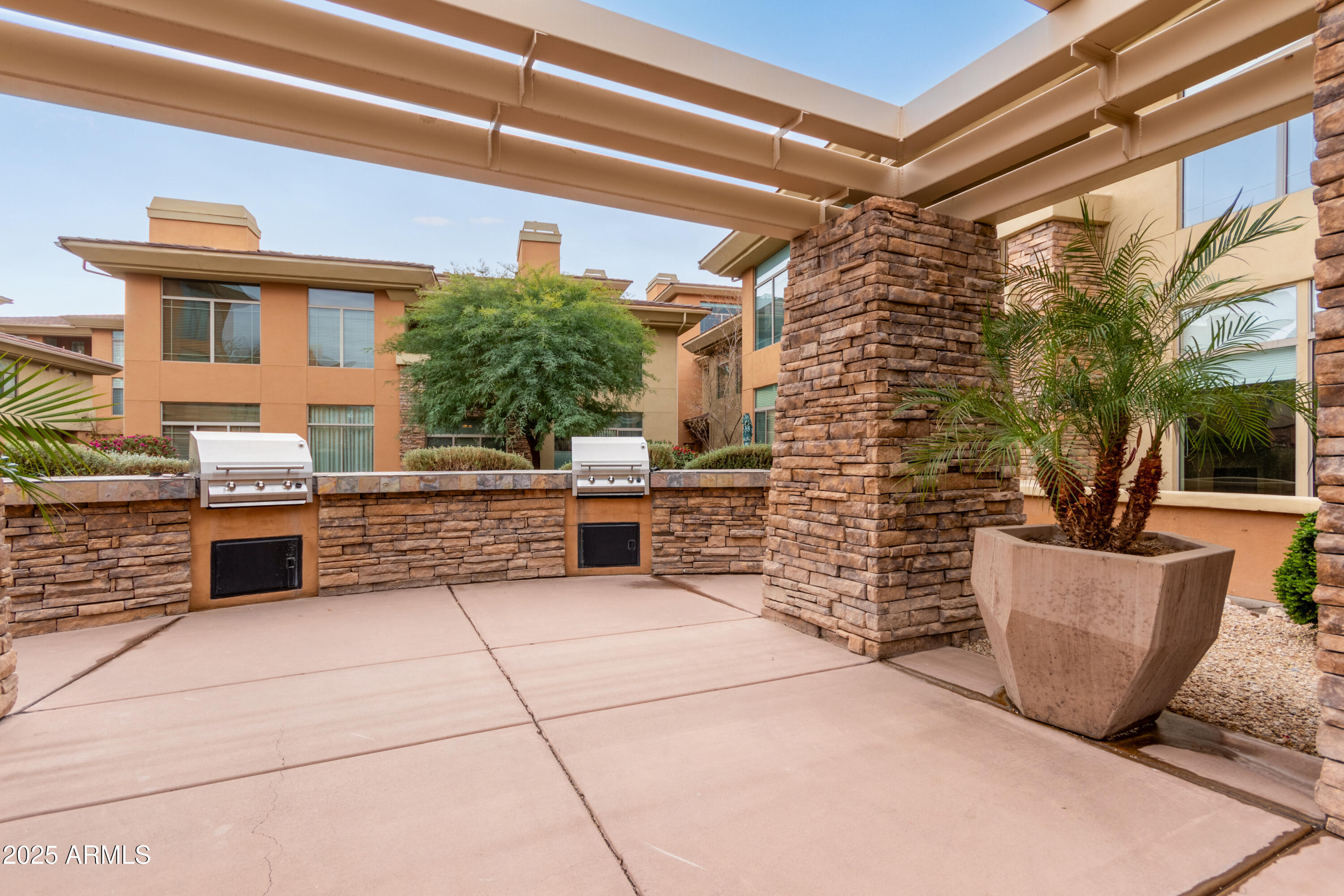 14450 N THOMPSON PEAK Parkway, 216