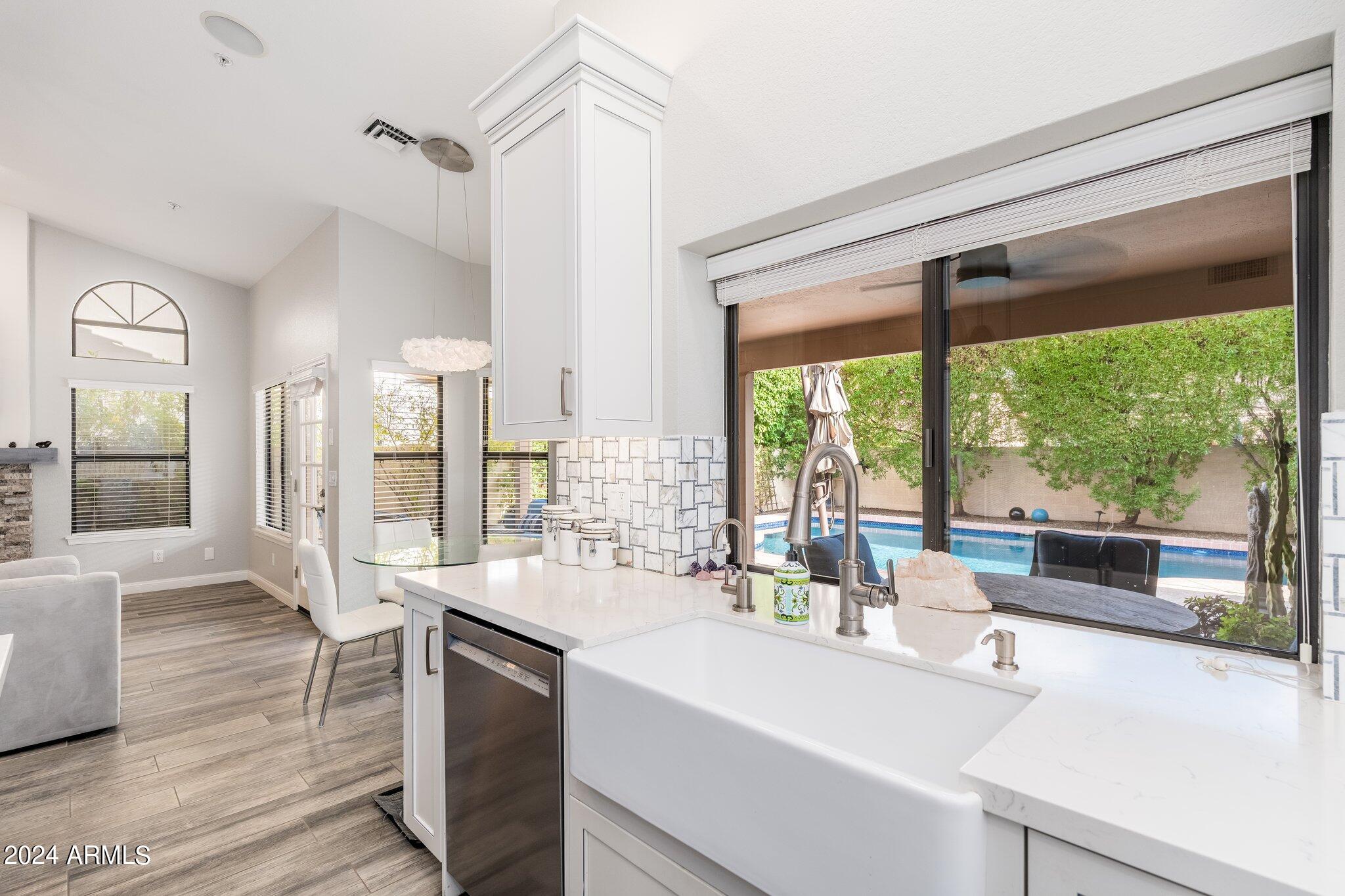 9497 E CORRINE Drive