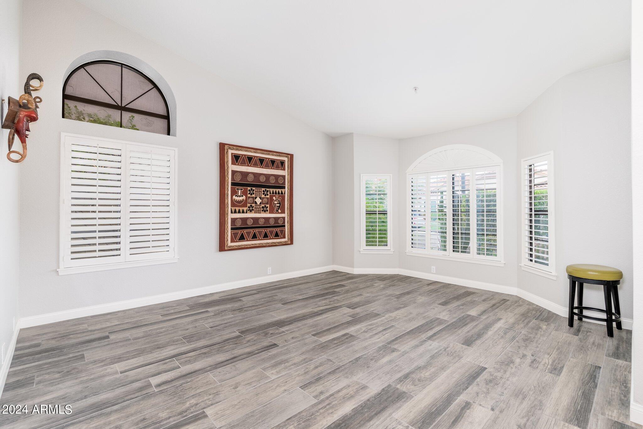 9497 E CORRINE Drive