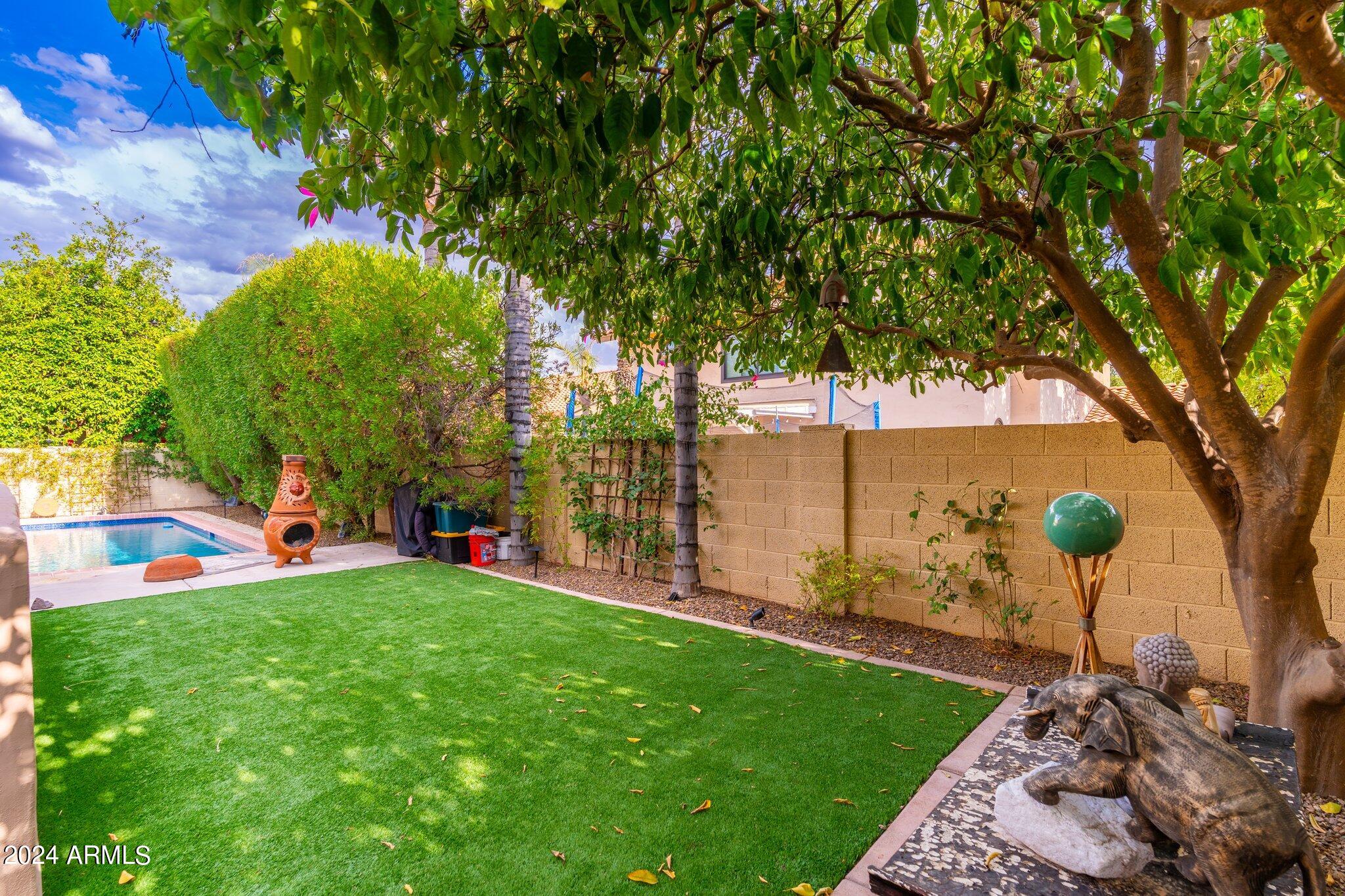 9497 E CORRINE Drive