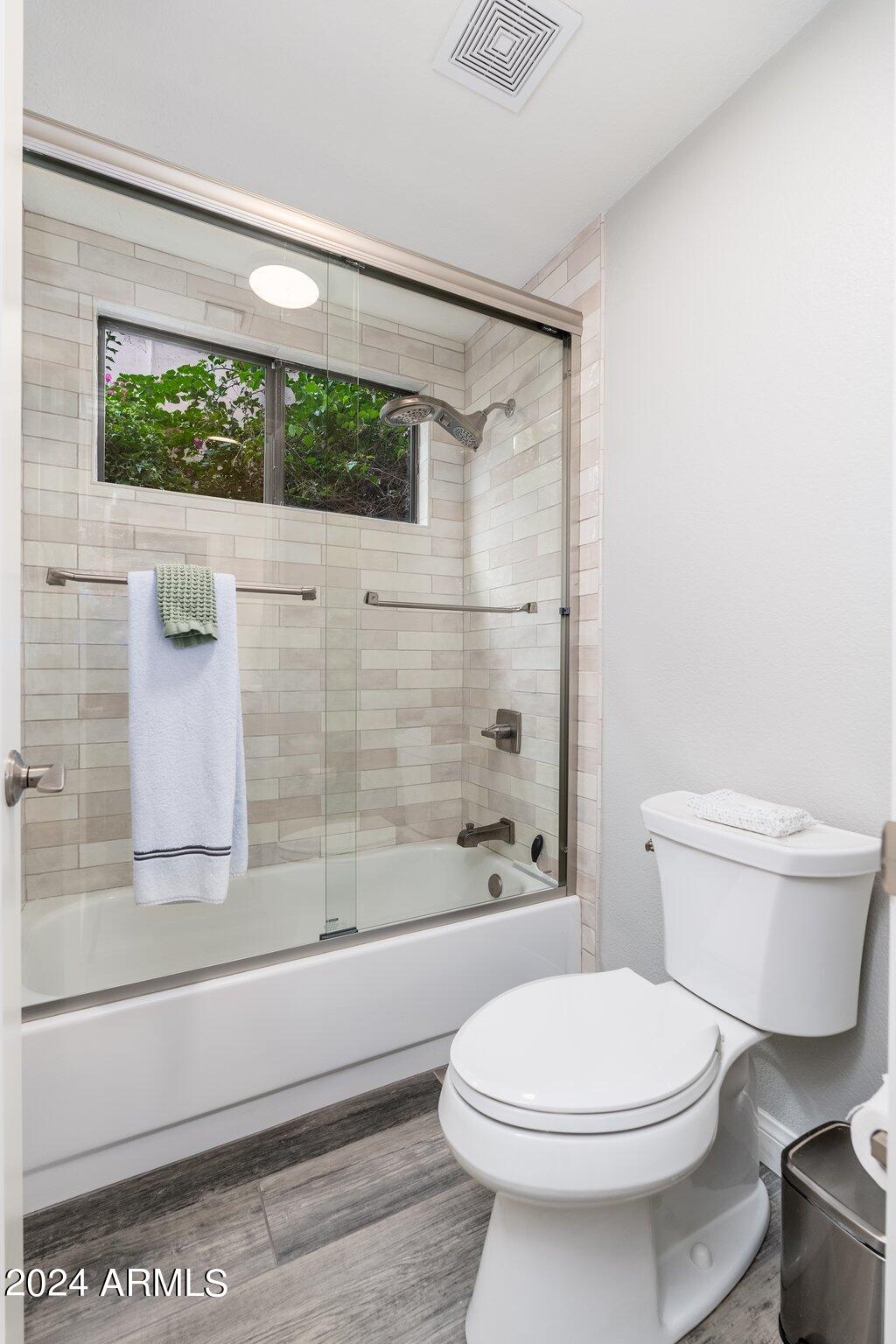 9497 E CORRINE Drive