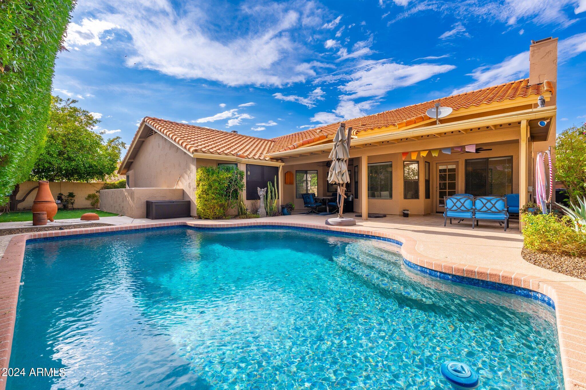 9497 E CORRINE Drive