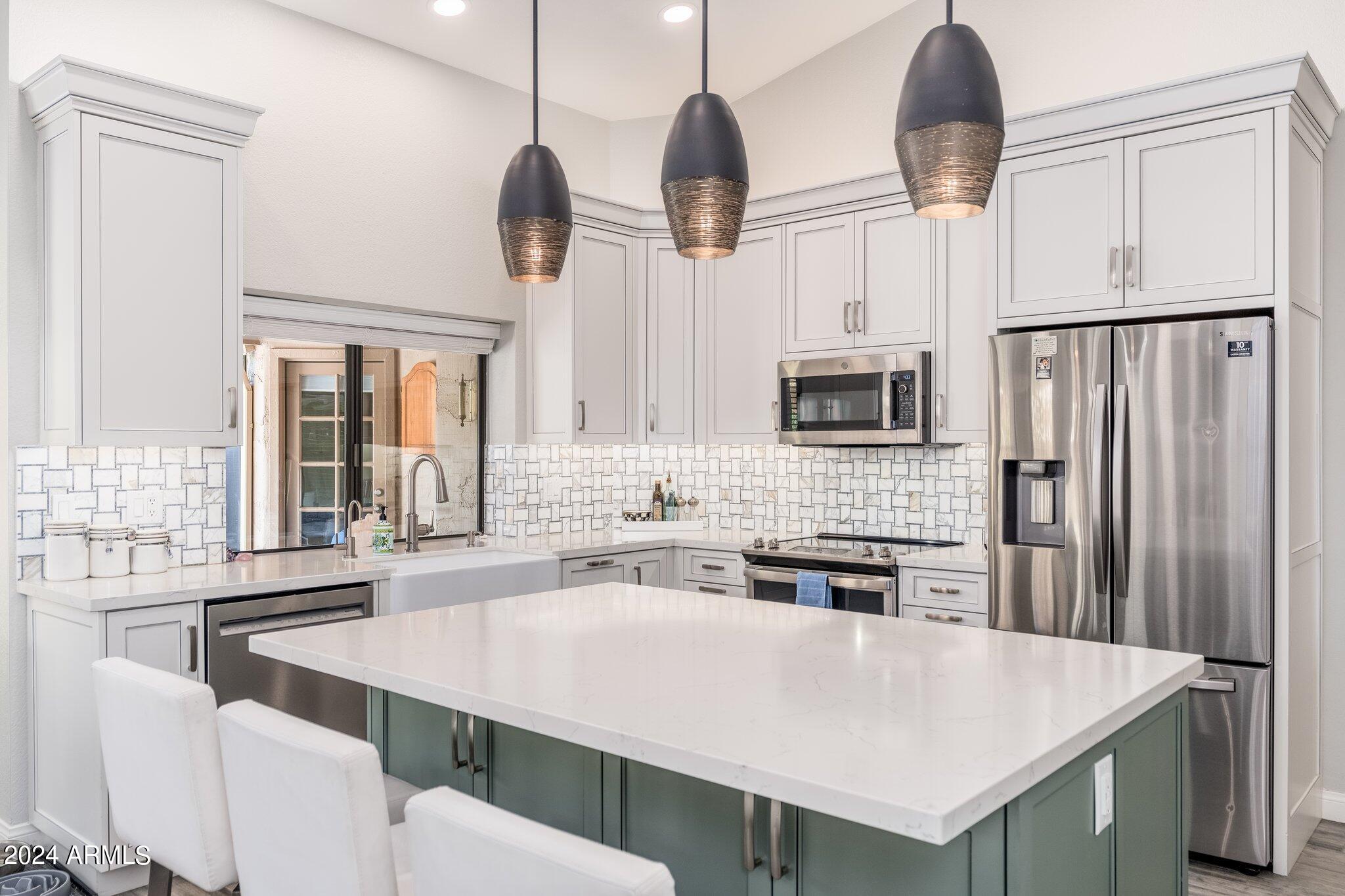 9497 E CORRINE Drive