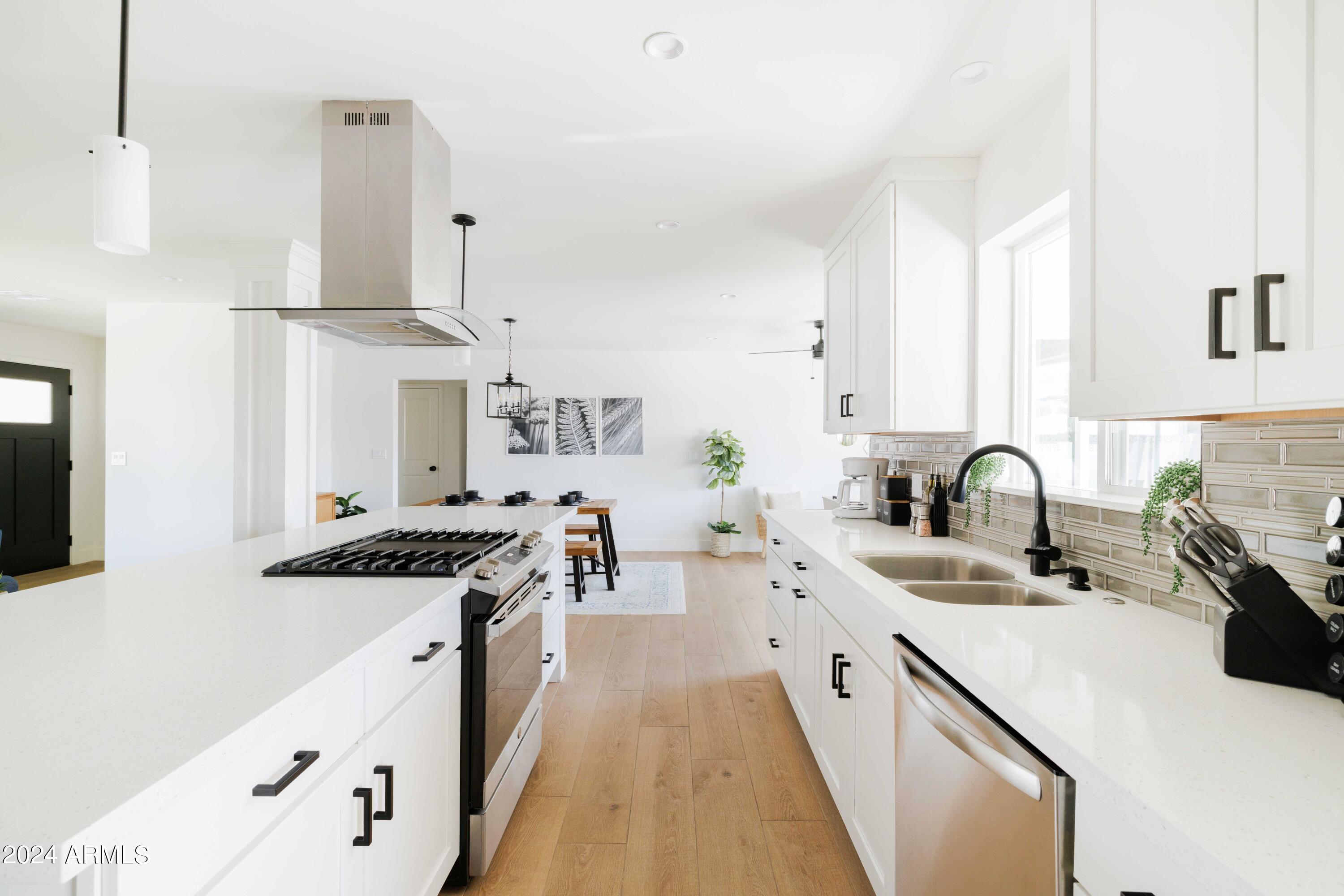 7025 E BELLEVIEW Street